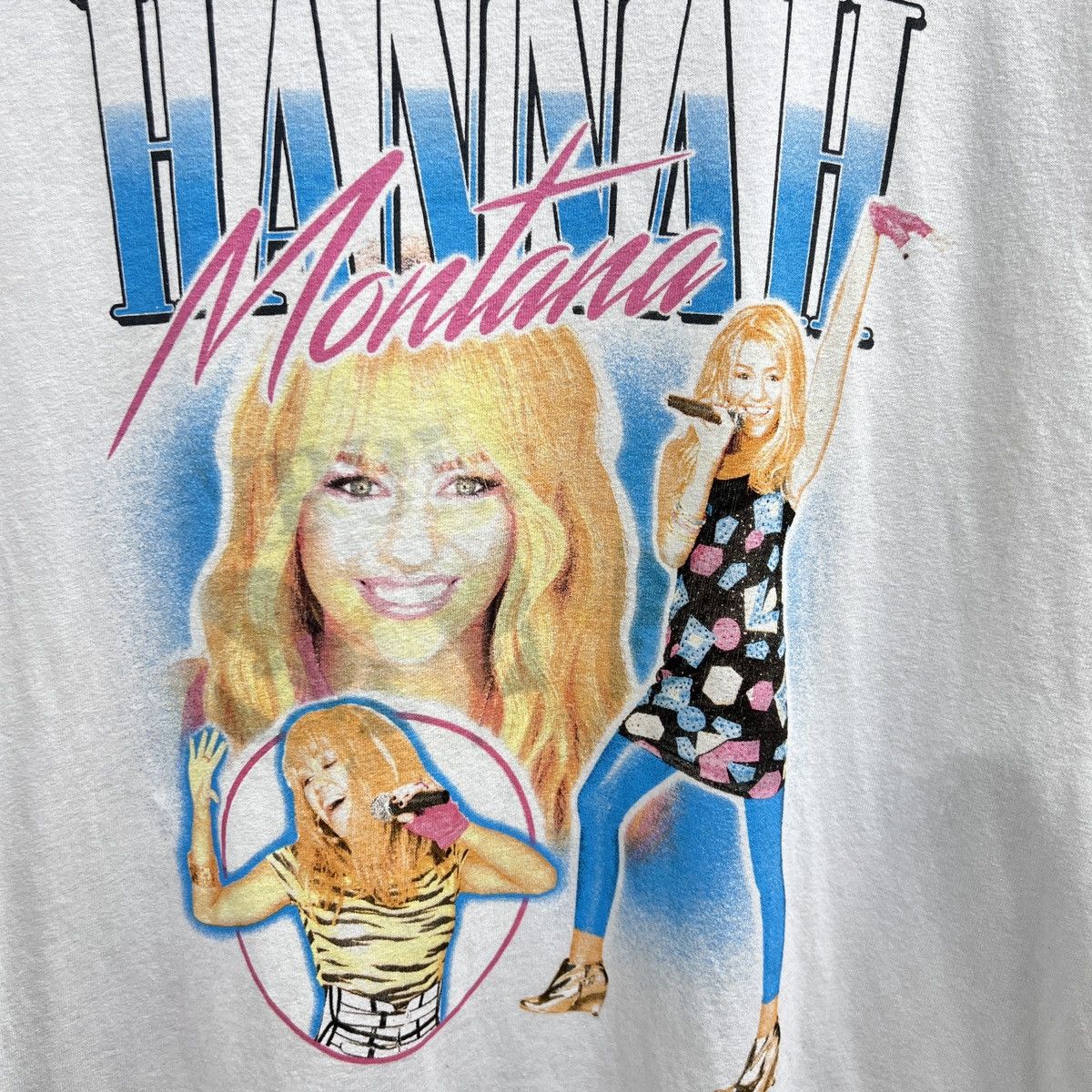 Disney VTG HANNAH MONTANA (MILEY CYRUS) MUSICAL MOVIE TEE Size US XL / EU 56 / 4 - 2 Thumbnail