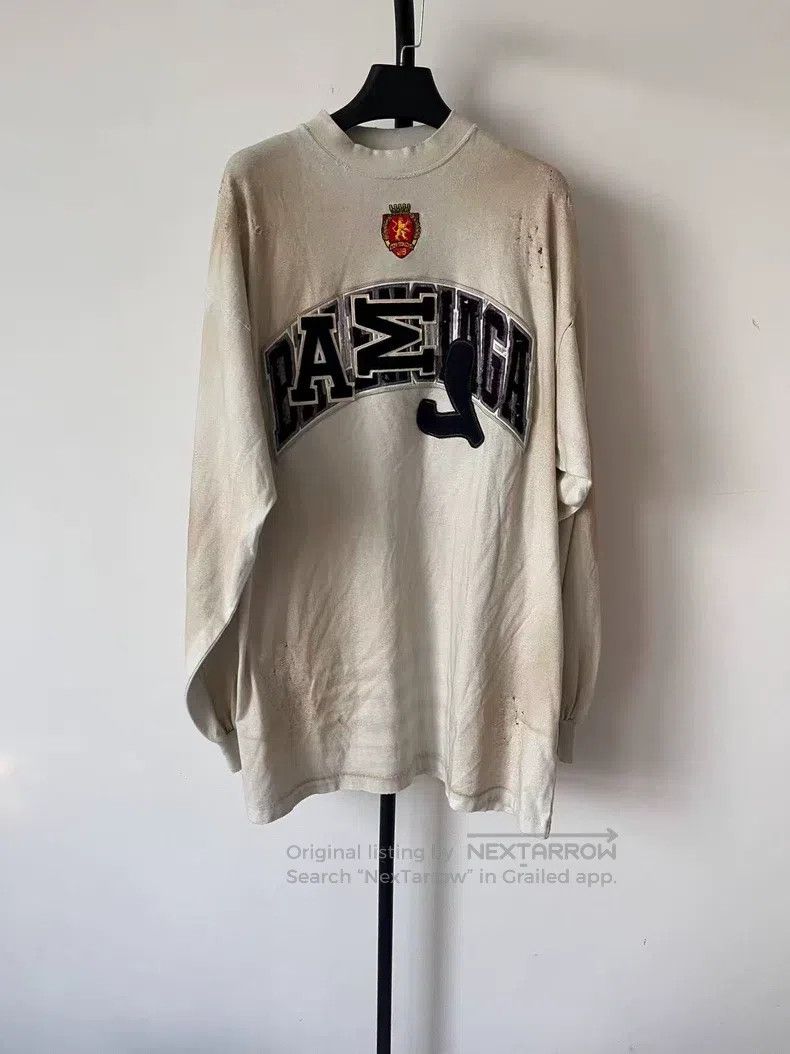 Balenciaga Balenciaga Letter Embroidery Badge Round Neck Long Sleeve Size US S / EU 44-46 / 1 - 1 Thumbnail