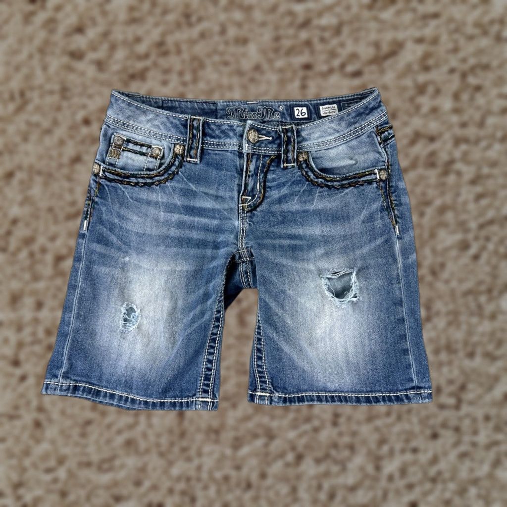 Miss Me VINTAGE Miss Me Shorts Womens Denim Blue 28x8 Jeans Embellished Bling Cotton Blend 5-Pocket Cut-Off Jeans Womens Cross 28 Mens? Size 28" / US 6 / IT 42 - 1 Thumbnail