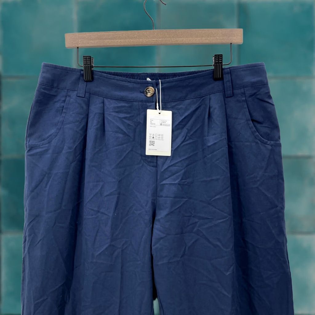 Vintage Halara Pants Womens XL Blue Jogger Elastic Waist Pockets Cuffed Ankle Pleated Size 40" / US 18 - 1 Thumbnail