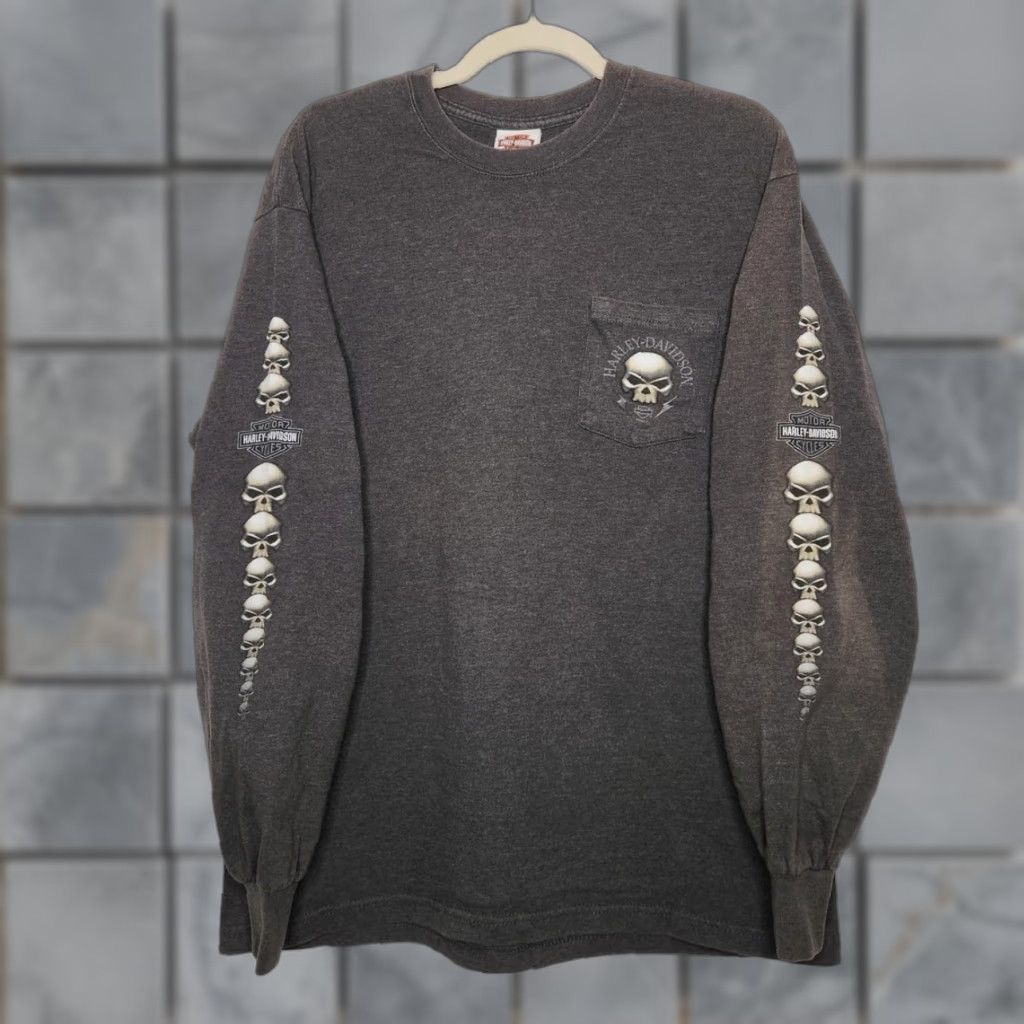 Harley Davidson VINTAGE Harley Davidson Long Sleeve Shirt Unisex Adults Large Gray Double Sided Skulls Faded 90s 00s Y2K Grunge emo punk coquette gothic Size US L / EU 52-54 / 3 - 1 Thumbnail