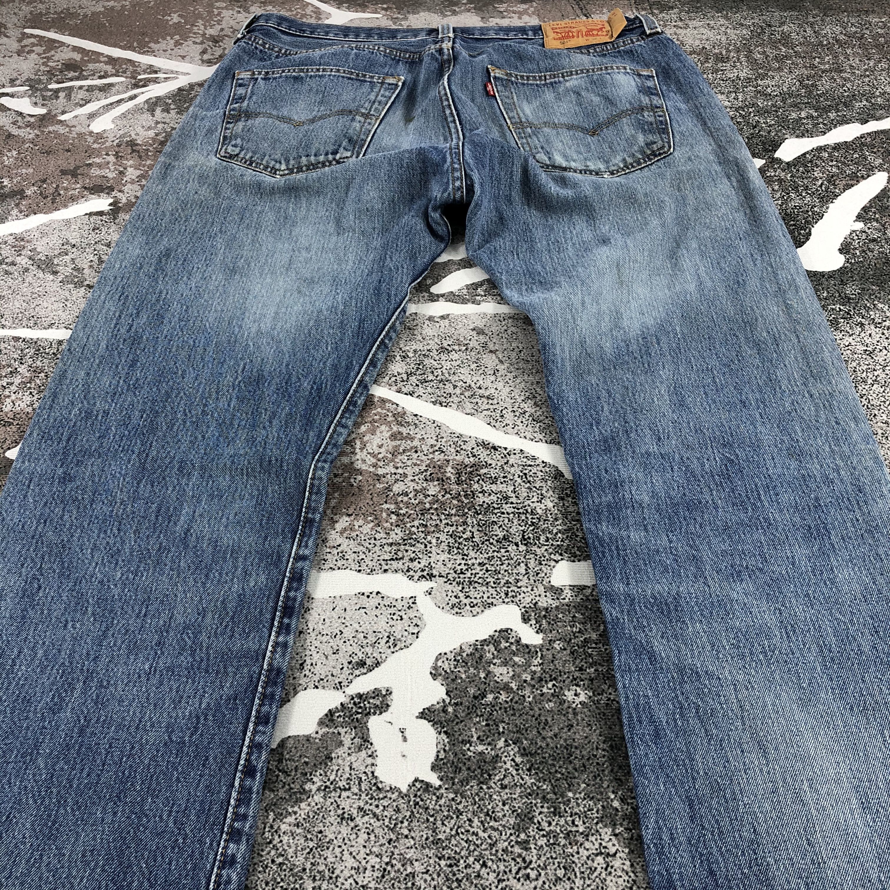 Levi's Vintage Levi's 501 Jeans Dirty Faded Blue Distressed KJ656 Size US 36 / EU 52 - 4 Thumbnail