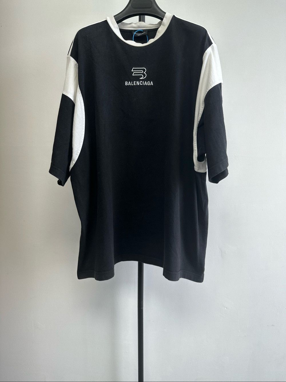 Balenciaga Balenciaga Logo Short Sleeve T-Shirt Size 2 Size US M / EU 48-50 / 2 - 1 Thumbnail
