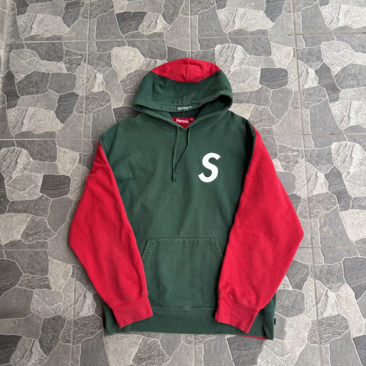 Supreme Supreme Logo S Split Red / Green Size US XL / EU 56 / 4 - 1 Thumbnail