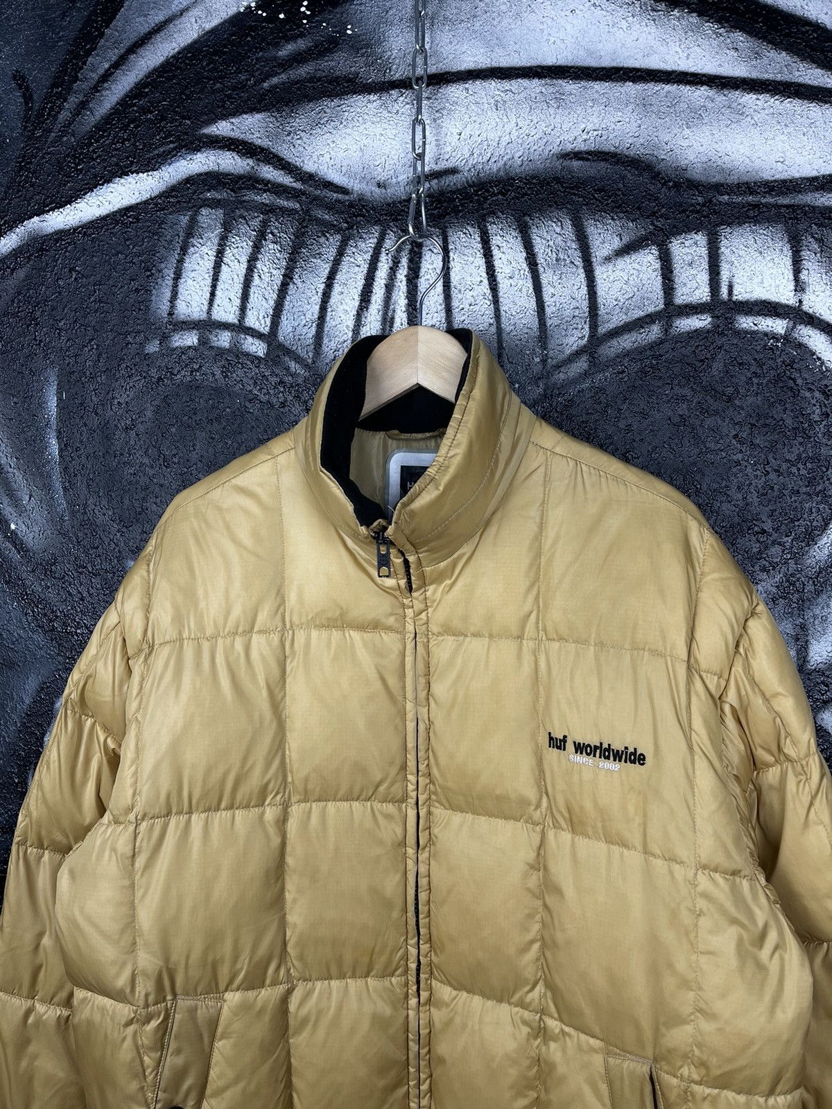 Huf × Vintage Huf Worldwide Down Puffer Jacket Men’s Size M Size US M / EU 48-50 / 2 - 5 Thumbnail
