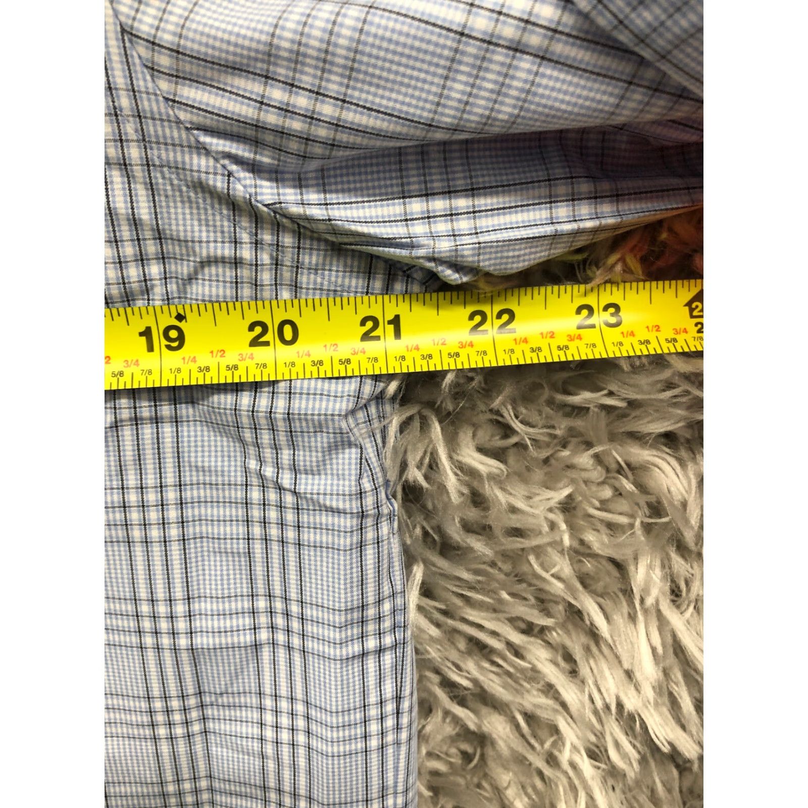 Van Heusen Van Heusen Shirt Mens Blue Plaid Long Sleeve Spread Collar Size M Regular Fit Size US M / EU 48-50 / 2 - 4 Thumbnail