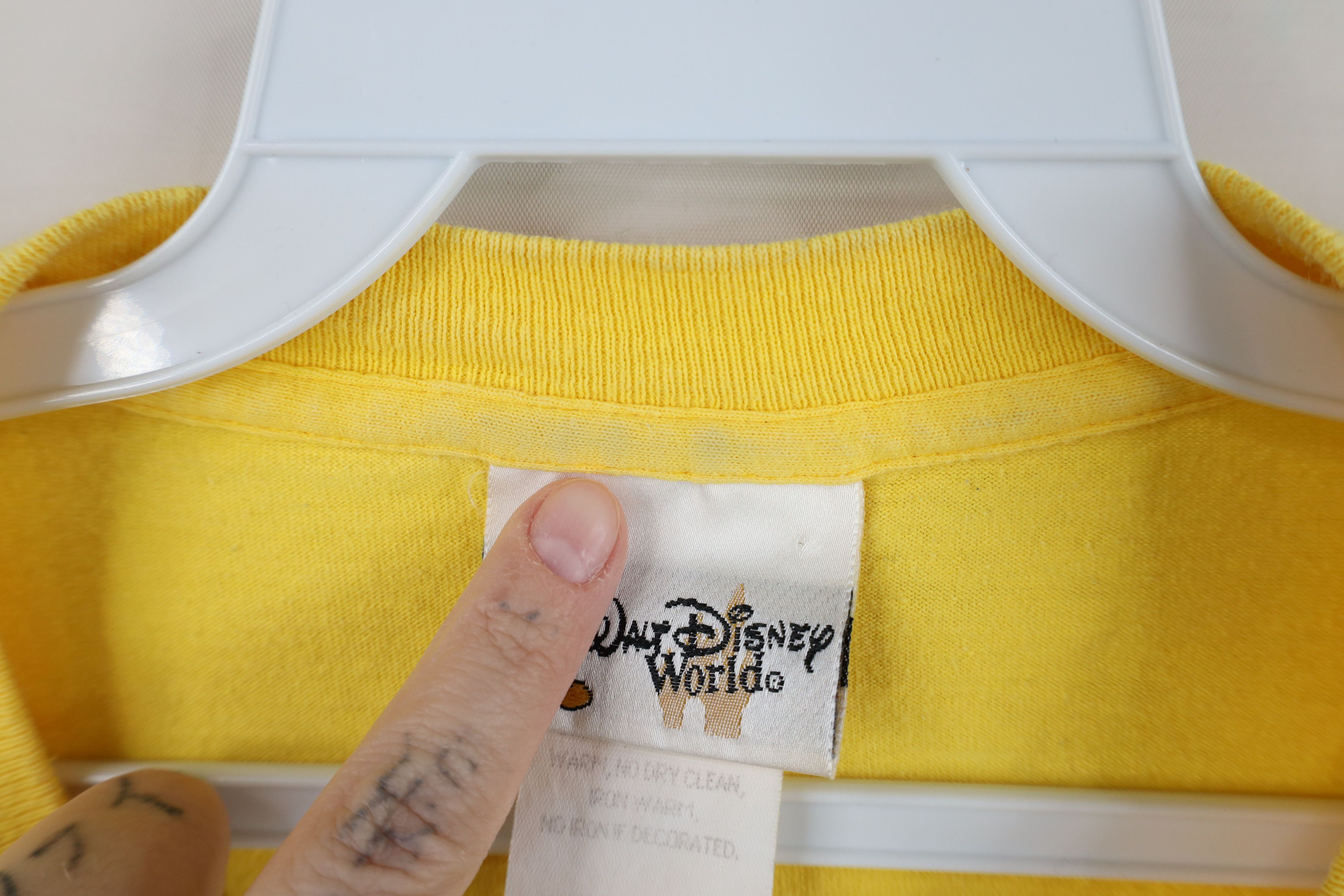 Disney Vintage 90s Walt Disney World Mickey Mouse Pocket T-Shirt Size US XL / EU 56 / 4 - 10 Thumbnail