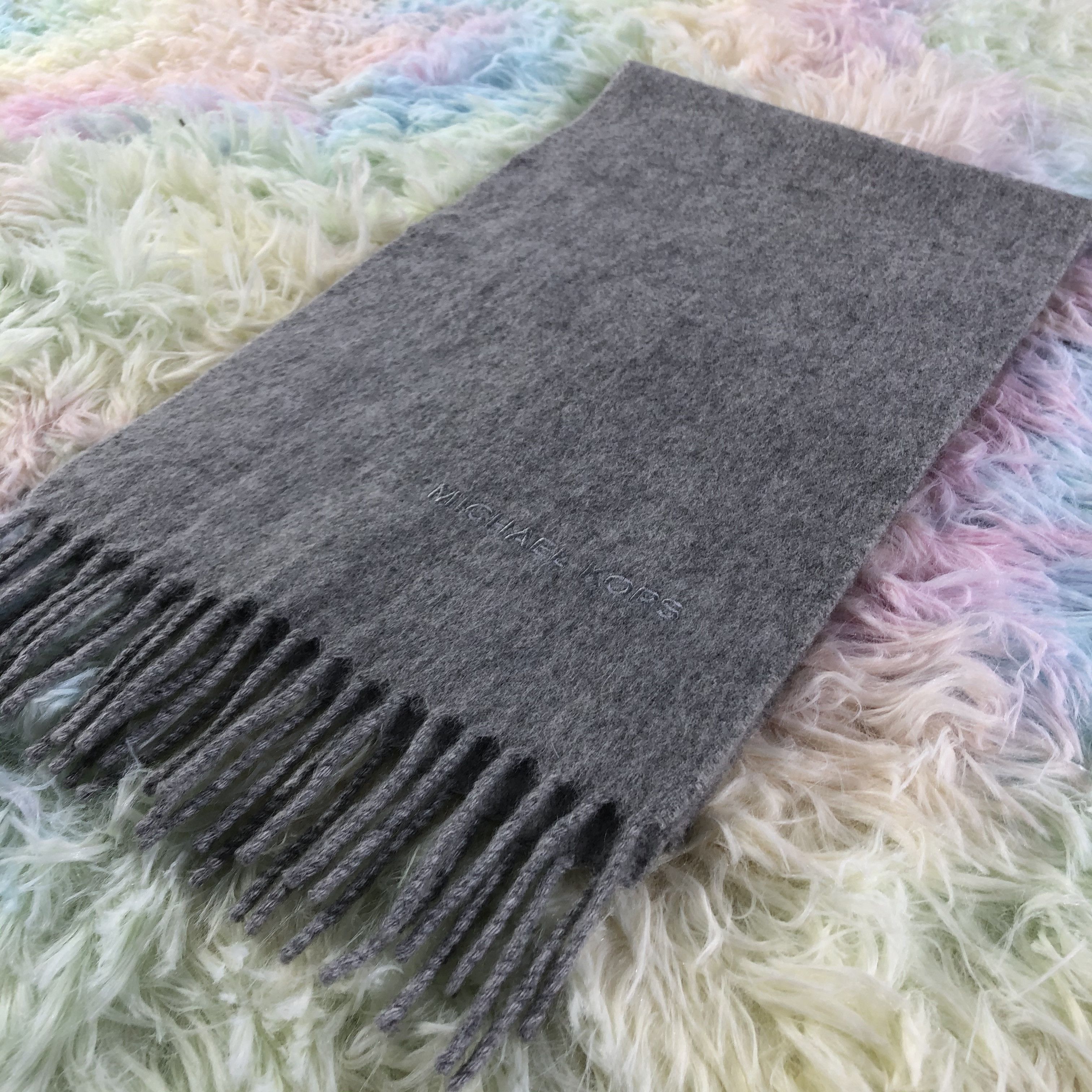 Michael Kors Michael Kors Scarf / Muffler / Neckwear - KM137 Size ONE SIZE - 3 Thumbnail