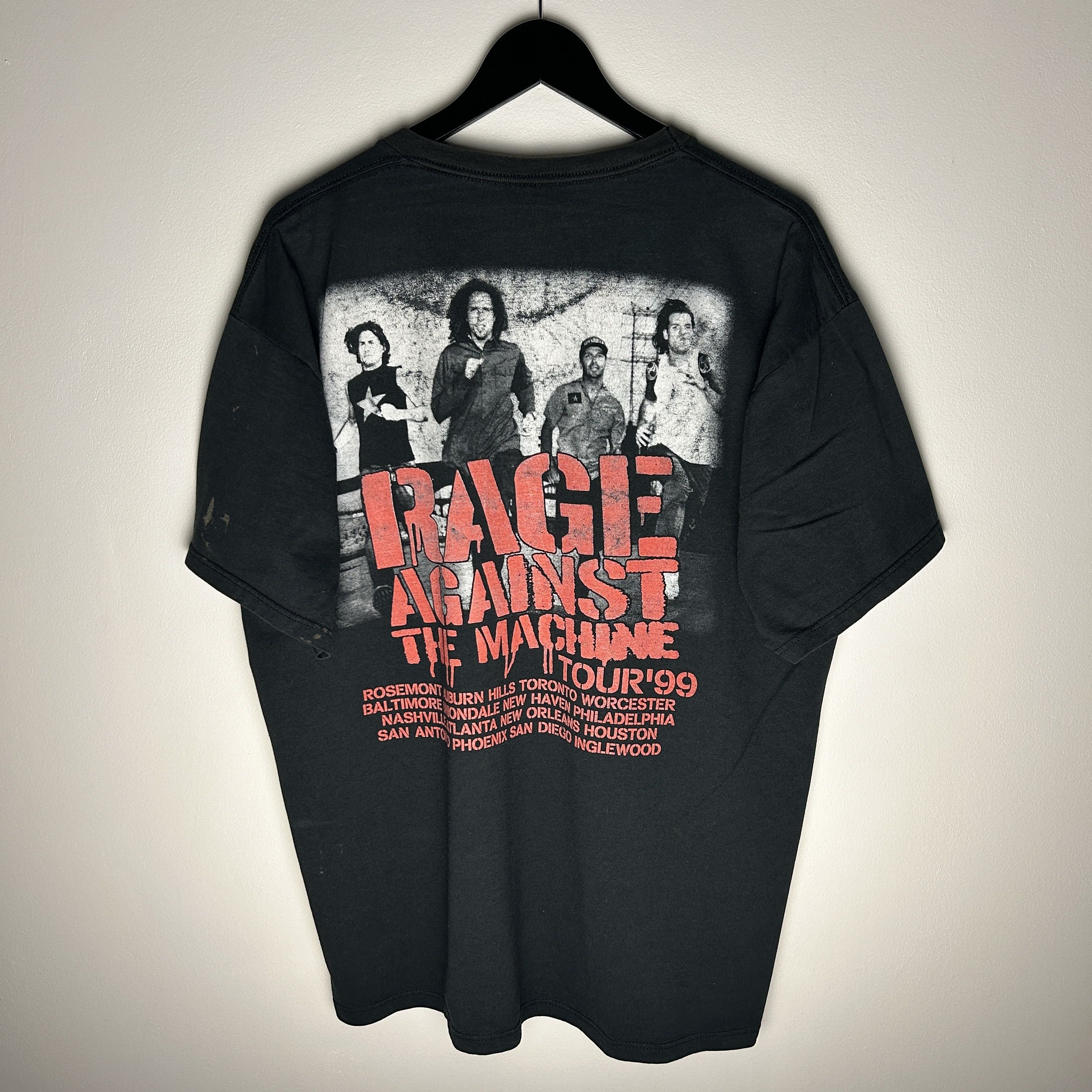 Band Tees Vintage Rage Against The Machine 1999 Tour Band T-shirt Size US XL / EU 56 / 4 - 2 Thumbnail