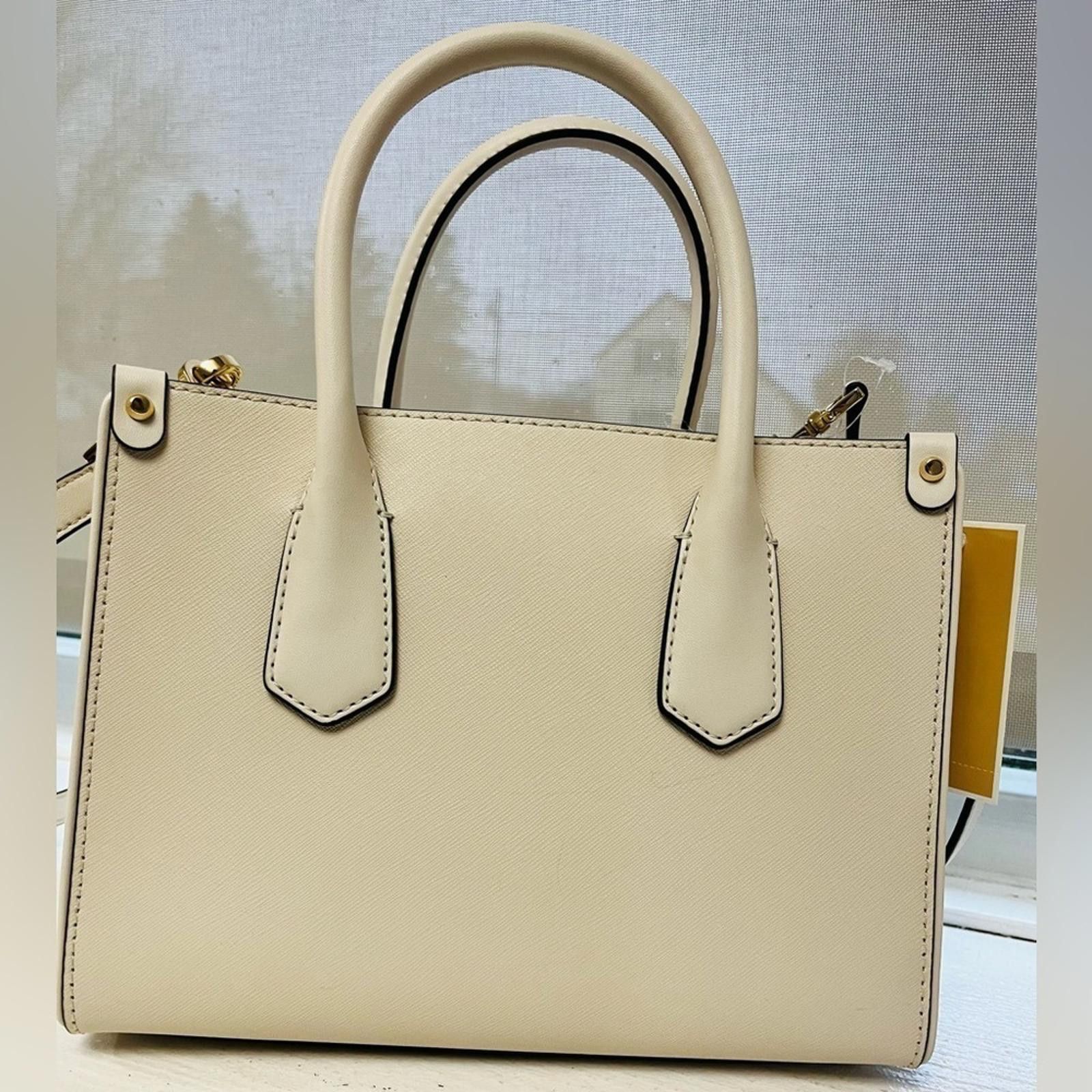 Michael Kors Michael Kors Lt Cream Maple Crossbody W/ Gold Studs Size ONE SIZE - 4 Thumbnail