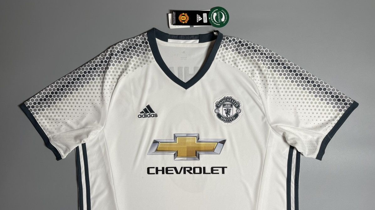 Adidas MANCHESTER UNITED ADIDAS 2016/17 THIRD JERSEY #9 IBRAHIMOVIC Size US XL / EU 56 / 4 - 3 Thumbnail