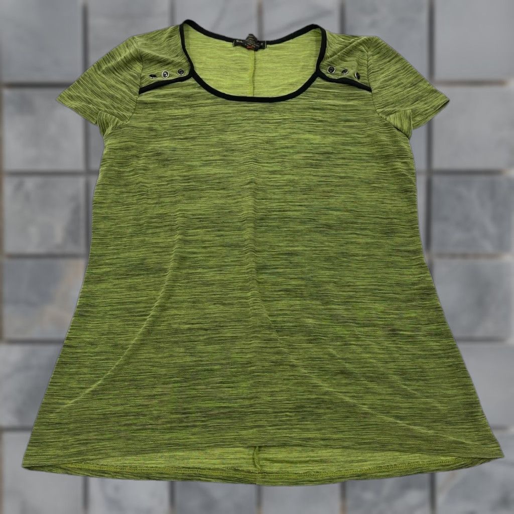Vintage VINTAGE Susan Lawrence Tee Green Short Sleeve Forest Fairy Grunge Black Trim Y2K M Womens Shirt Reg Christmas? Size 32" / US 10 / IT 46 - 1 Thumbnail