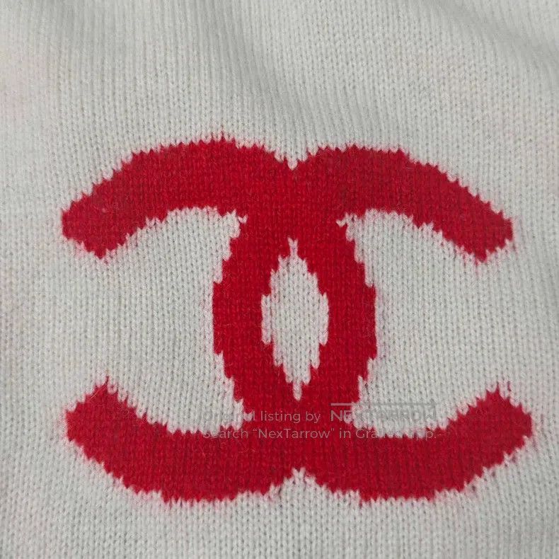 Chanel Chanel Beige classic logo cashmere sweater Size M / US 6-8 / IT 42-44 - 8 Thumbnail