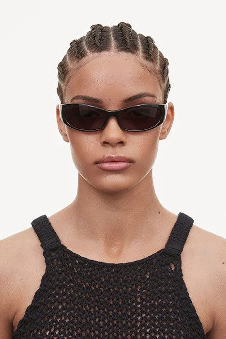 CHIMI CHIMI | DUSK / BLACK & GRAPHITE RED LENS SUNGLASSES | Y2K Size ONE SIZE - 2 Thumbnail