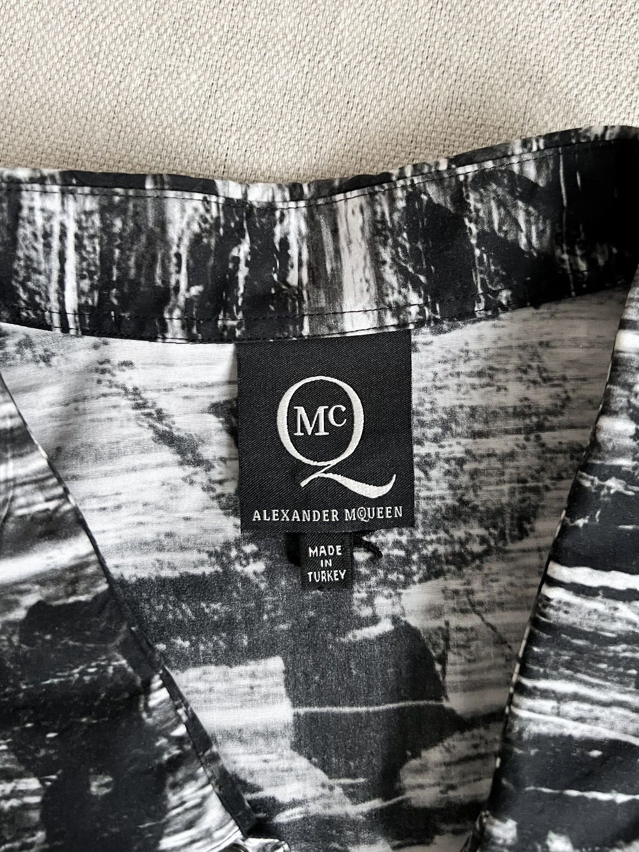McQ Alexander McQueen Alexander McQueen McQ Printed Button Up Shirt Size US L / EU 52-54 / 3 - 4 Thumbnail