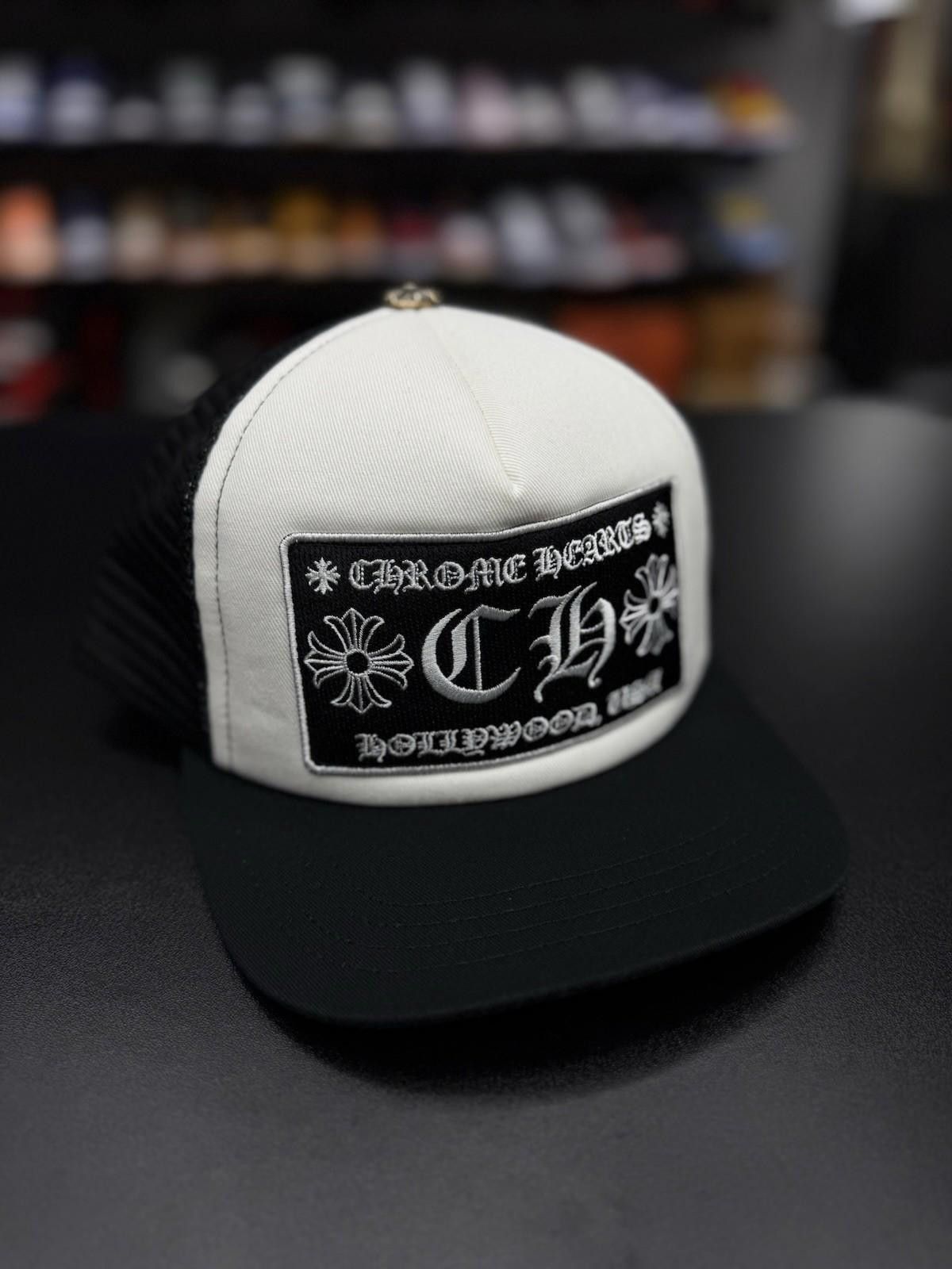 Chrome Hearts Chrome Hearts Black Patch Trucker Hollywood White Hat Size ONE SIZE - 1 Thumbnail