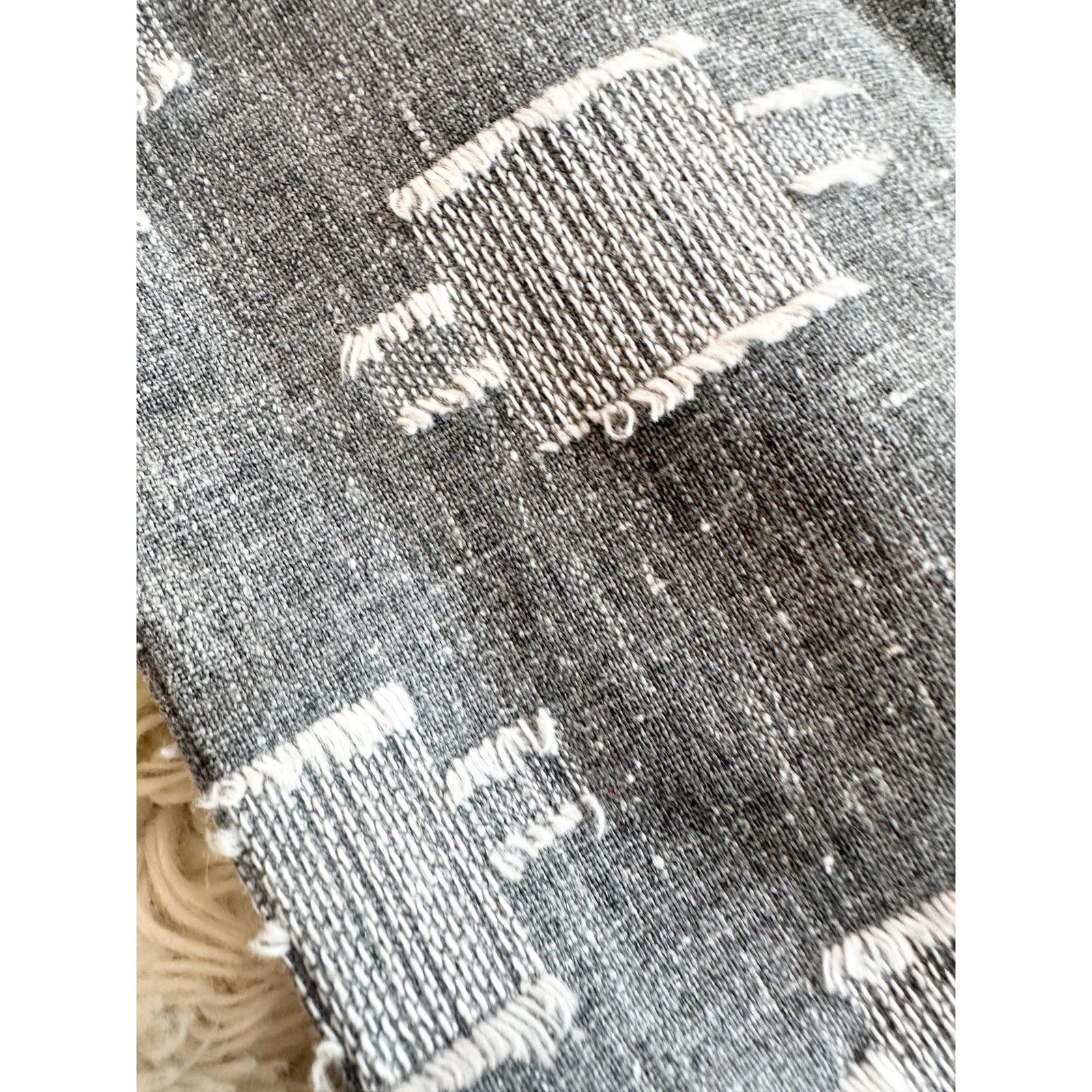Homemade 70s Grey & White Slub Knit Fringe Set Size 28" / US 6 / IT 42 - 13 Thumbnail