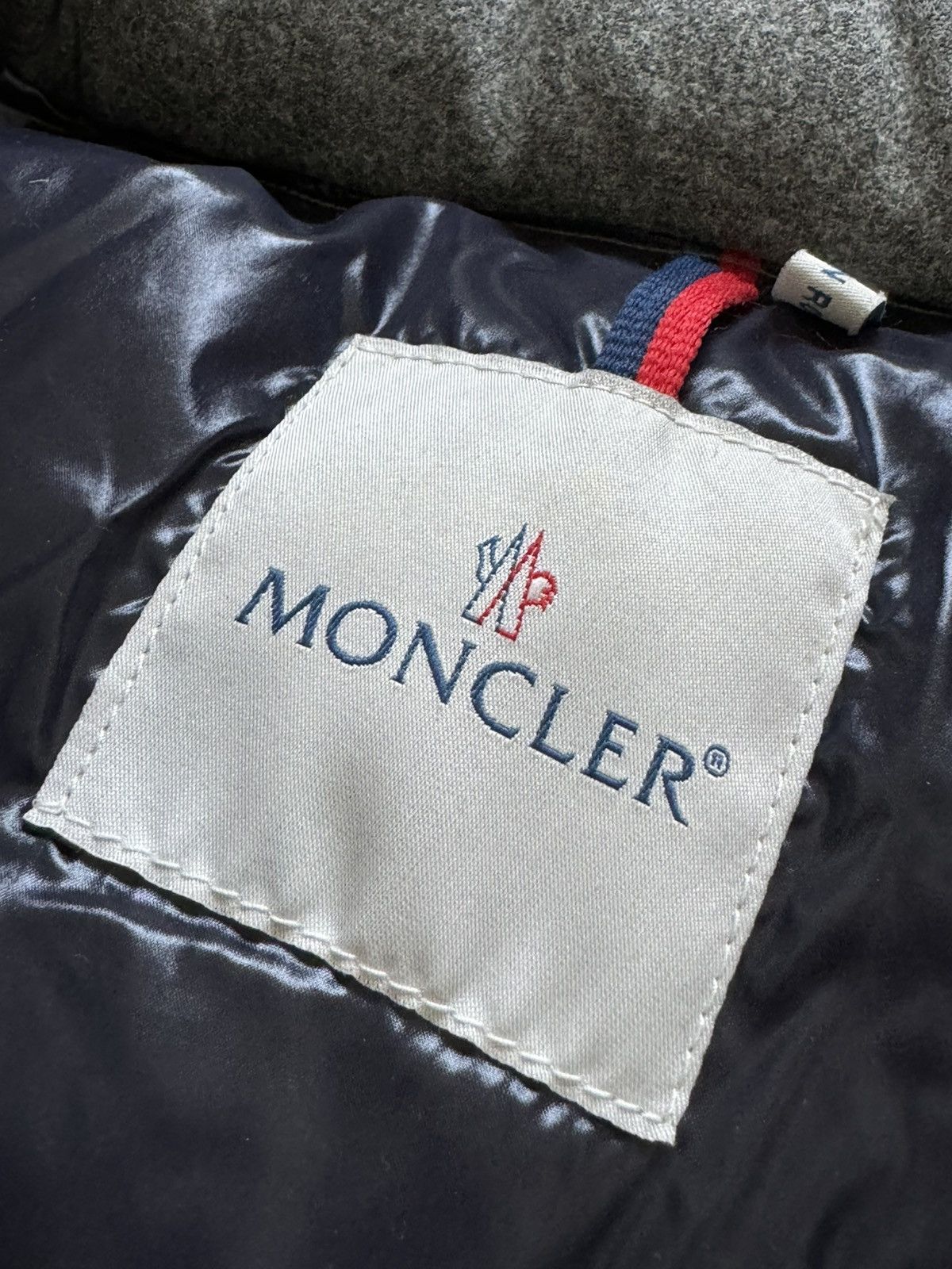 Moncler Moncler Chartreuse wool puffer jacket Size US XL / EU 56 / 4 - 10 Thumbnail