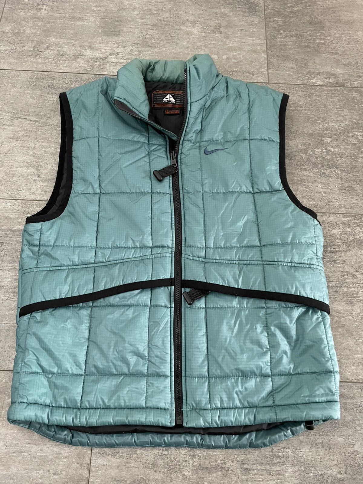 image of Nike Acg Nike Vintage Acg Puffer Vest in Blue, Men's (Size Small)