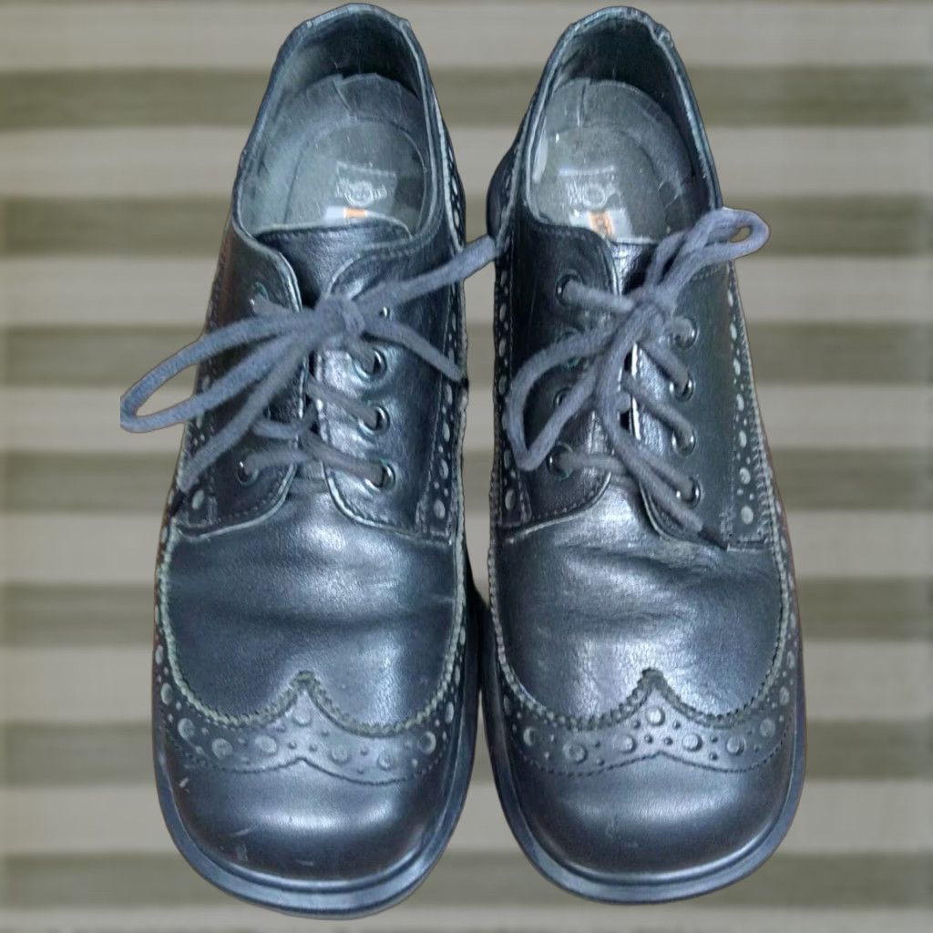 Dr. Martens VINTAGE Dr. Martens 9 US 8 UK Black Leather Brogues Dress Shoes Square Toe Lace Up Men 90s VTG Oxfords Chunky Heel Size US 8 / EU 41 - 1 Thumbnail
