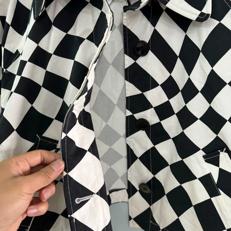 Maison Margiela Maison Margiela Black and white color block jacket 2501-Nex Size US S / EU 44-46 / 1 - 7 Thumbnail