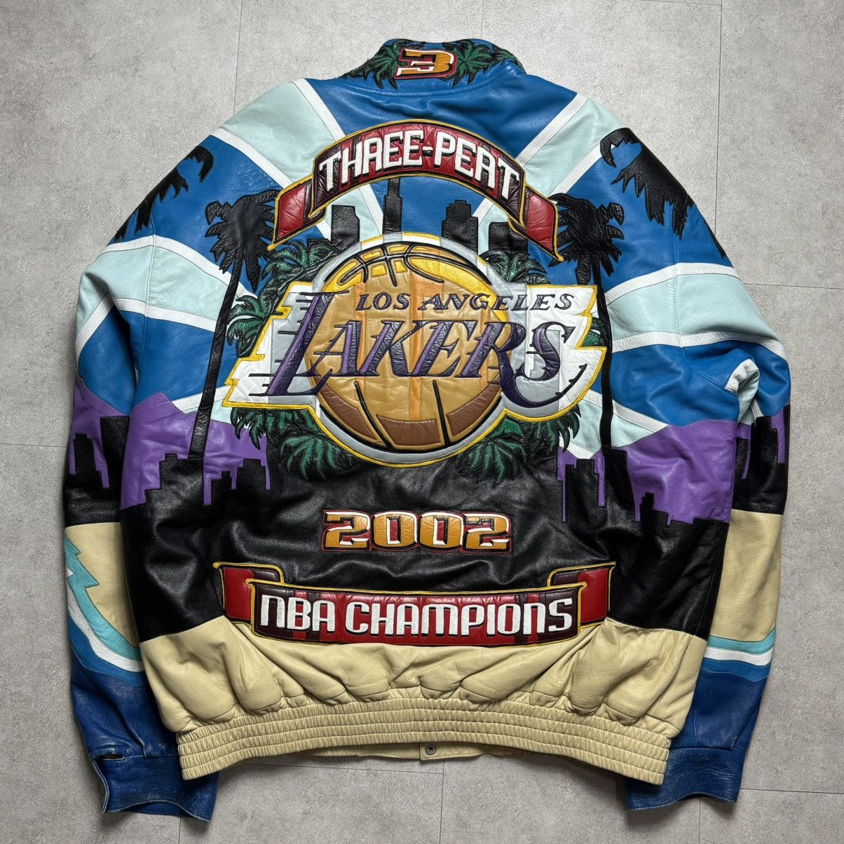 Jeff Hamilton Jeff Hamilton NBA Lakers 2002 3 Peat Champions Jacket Size US XXL / EU 58 / 5 - 2 Thumbnail