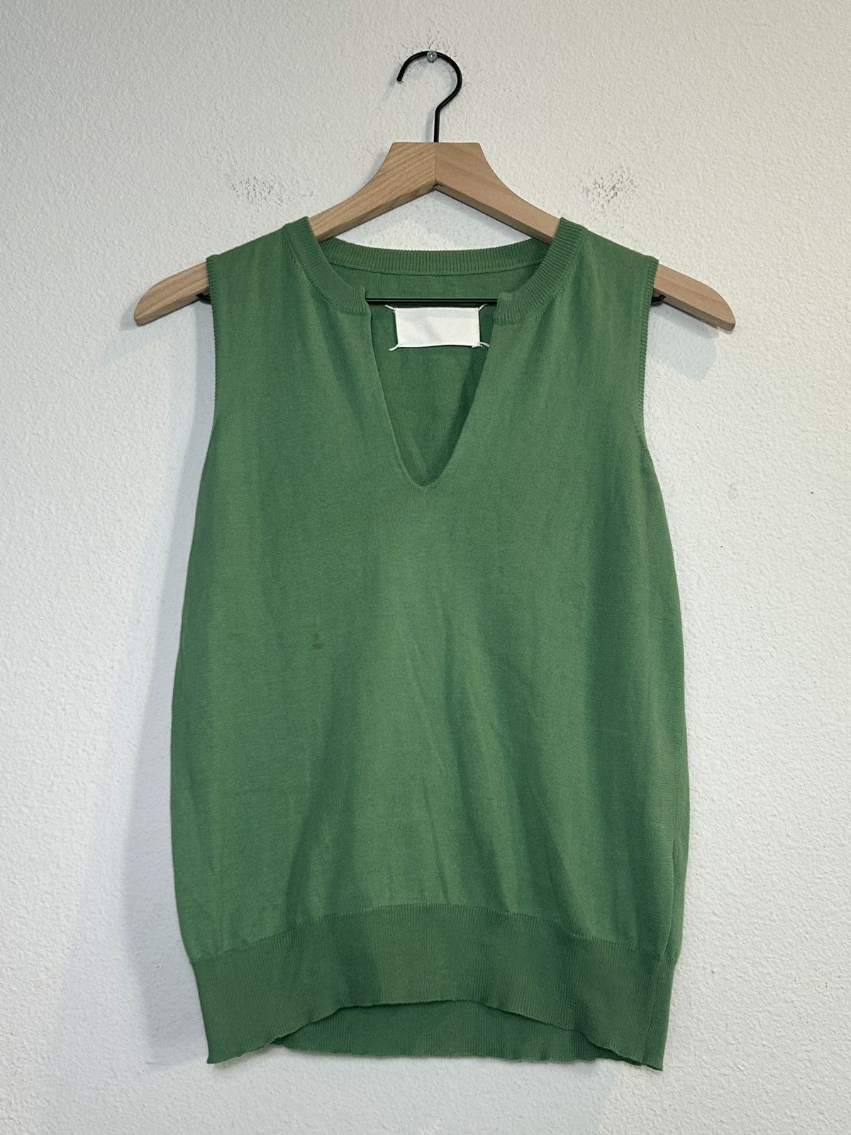 Maison Margiela SS08 Flat V-Neck Button Uo Size US S / EU 44-46 / 1 - 1 Thumbnail