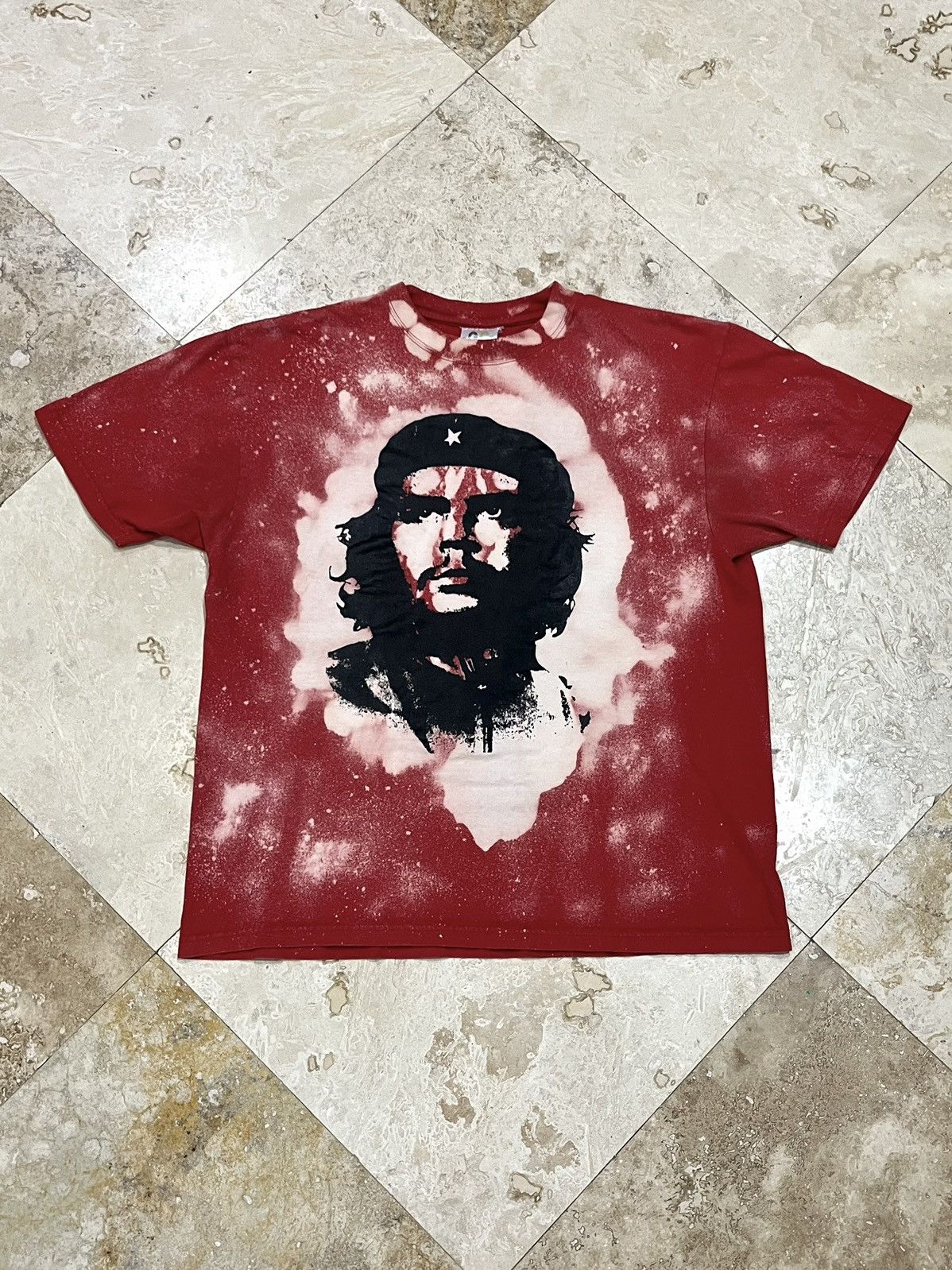 Vintage CRAZY Y2K Che Guevara Custom Bleached Tee Size US XL / EU 56 / 4 - 1 Thumbnail