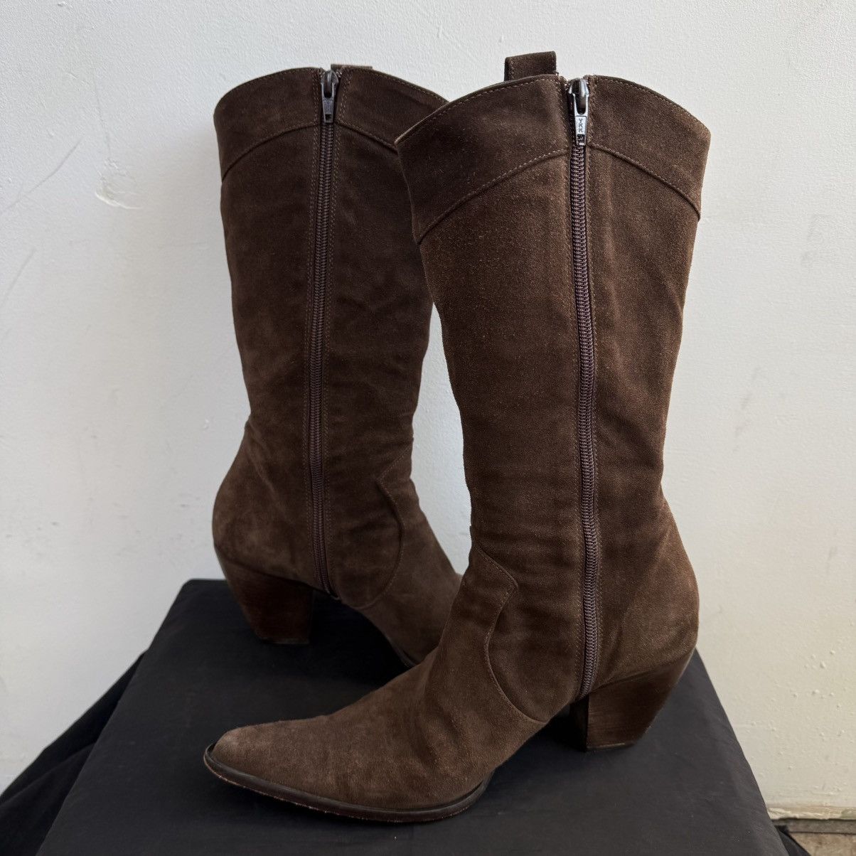 Japanese Brand Vintage Italy Western Brown Suede Boots Size US 10 / IT 40 - 8 Thumbnail