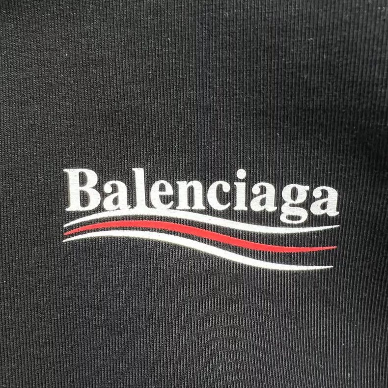 Balenciaga Balenciaga Embroidered wave Coca-Cola logo round neck swea Size US L / EU 52-54 / 3 - 4 Thumbnail