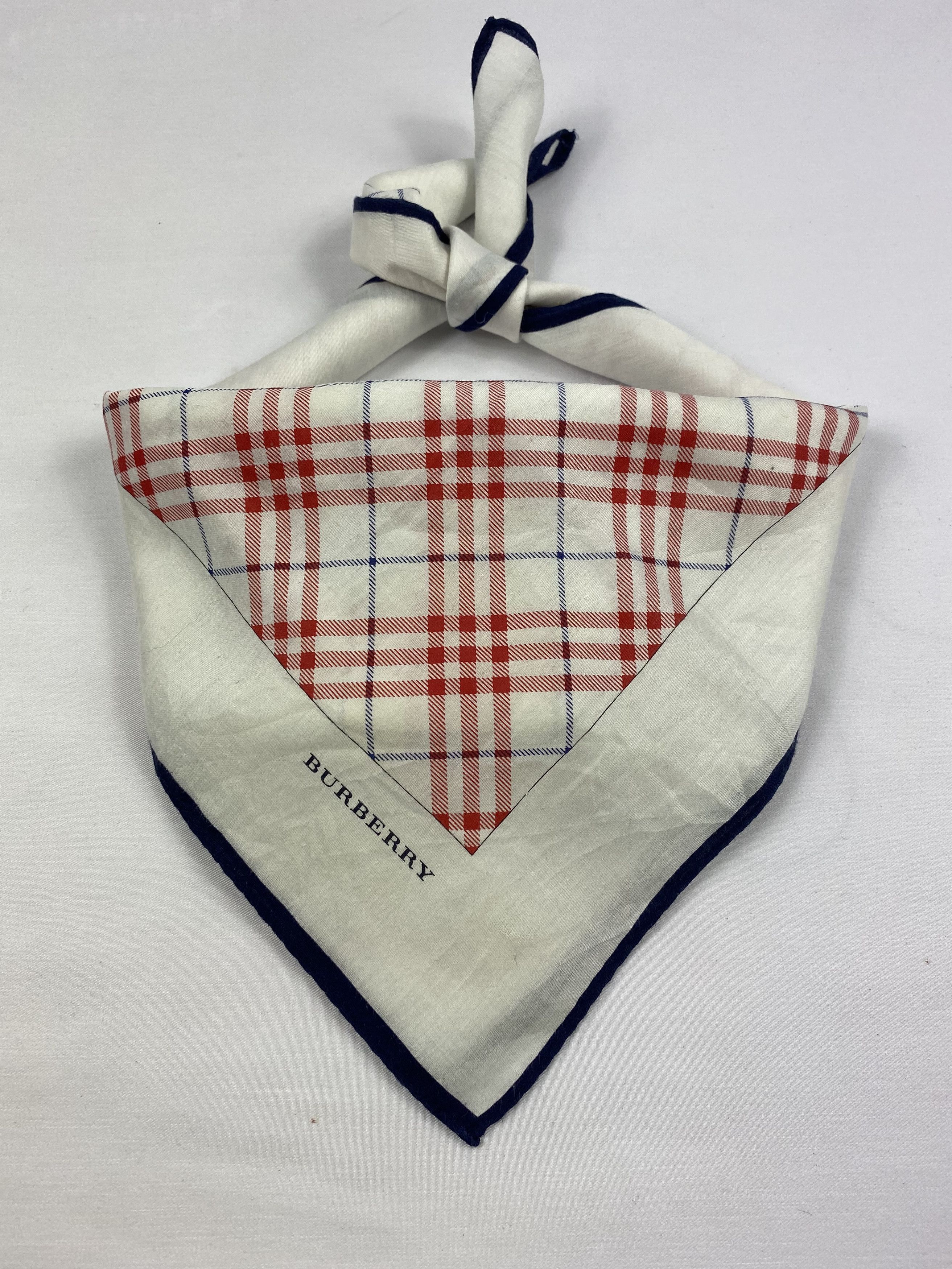 Burberry Burberry Handkerchief / Bandana / Neckerchief Size ONE SIZE - 1 Thumbnail