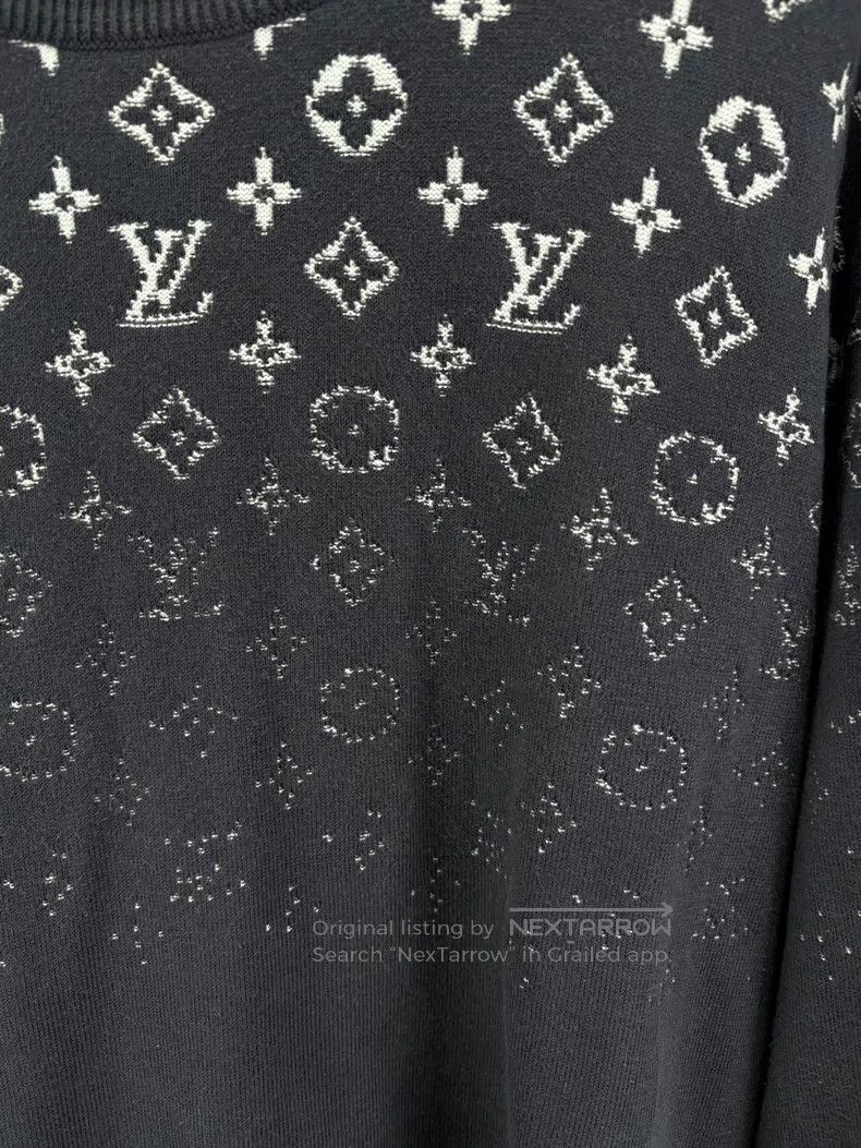 Louis Vuitton Louis Vuitton 24 new black gradient logo knit sweater Size US M / EU 48-50 / 2 - 6 Thumbnail