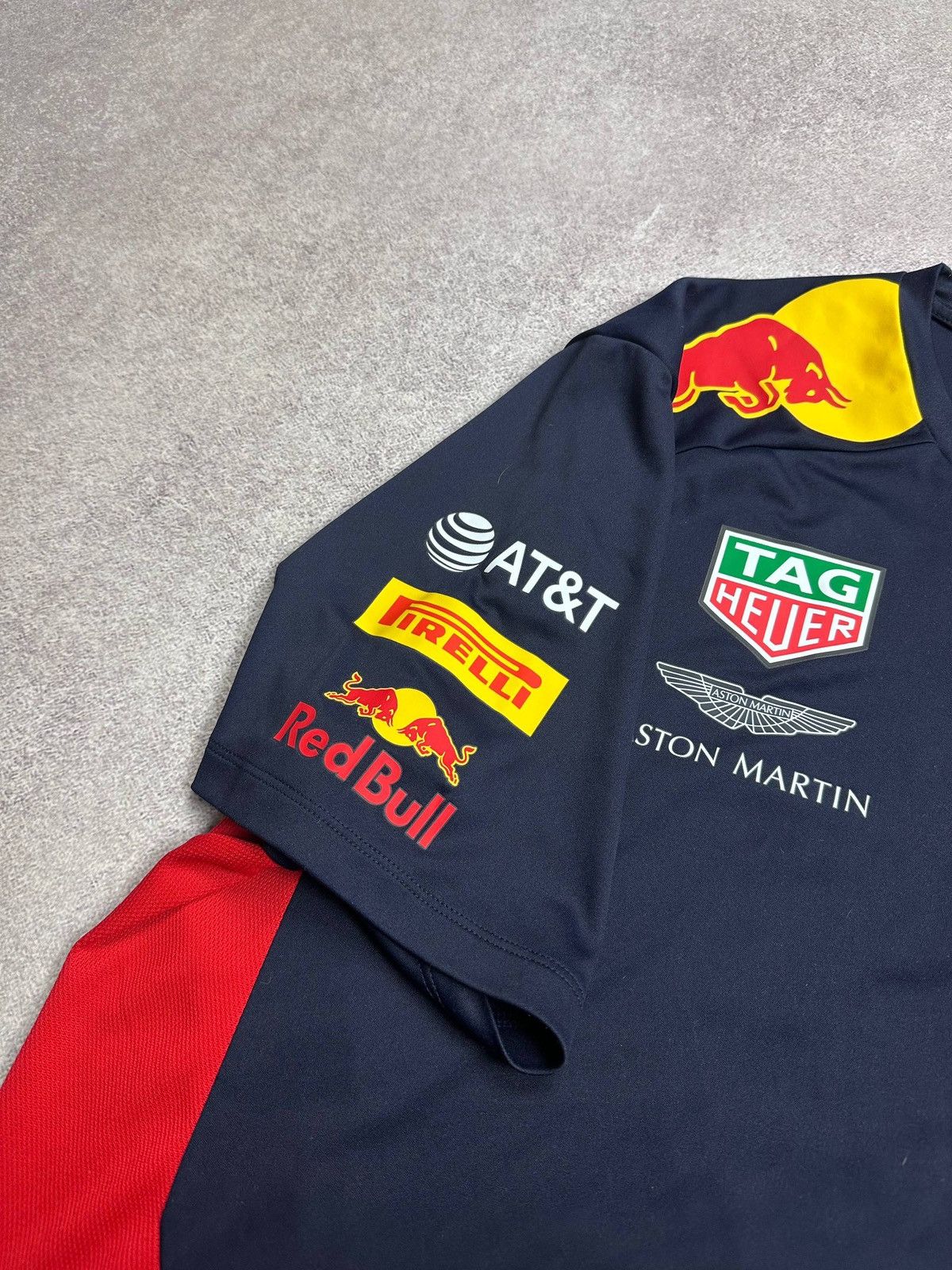 Formula 1 Vintage F-1 Red Bull Racing Puma T-shirt XXL Size US XXL / EU 58 / 5 - 7 Thumbnail