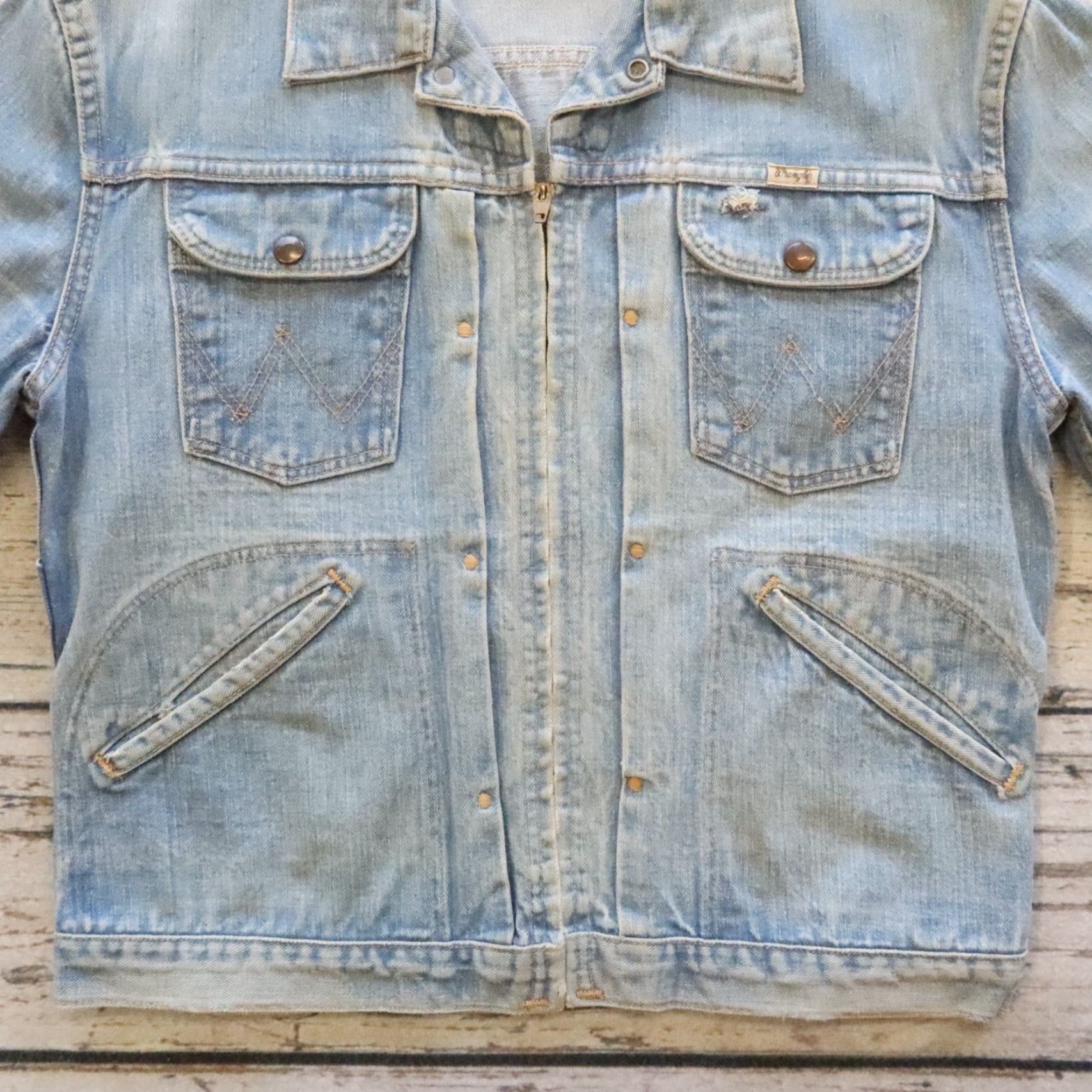 Wrangler Vintage Wrangler Pleated Denim Trucker Jacket Blue Bell Size US XXS / EU 40 - 3 Thumbnail
