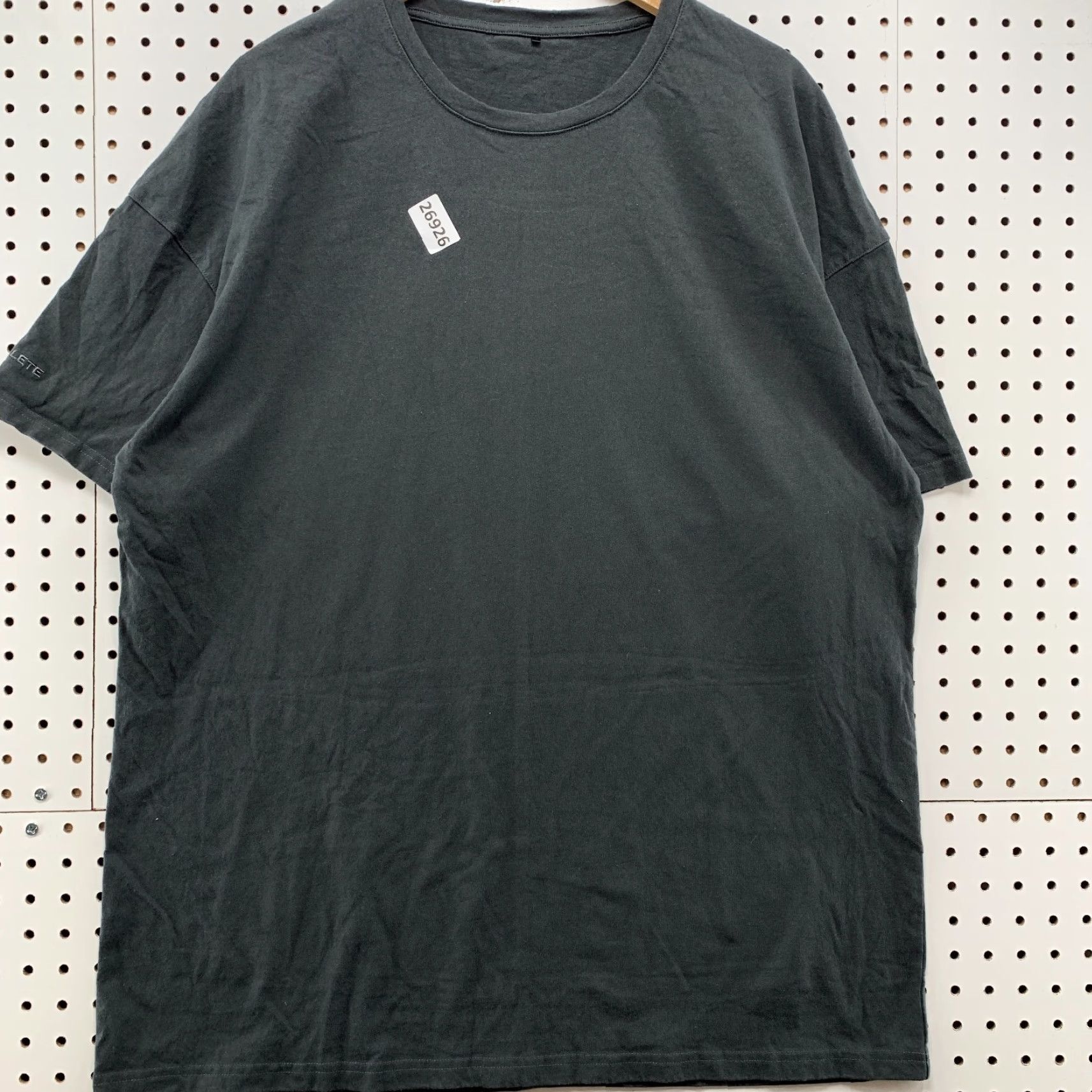 Vintage VINTAGE Alphalete Shirt Black Short Sleeve Adult XL T-Shirt Cotton Blend Crew Neck 24x31.5 - 90s-Event? Size US XL / EU 56 / 4 - 6 Thumbnail