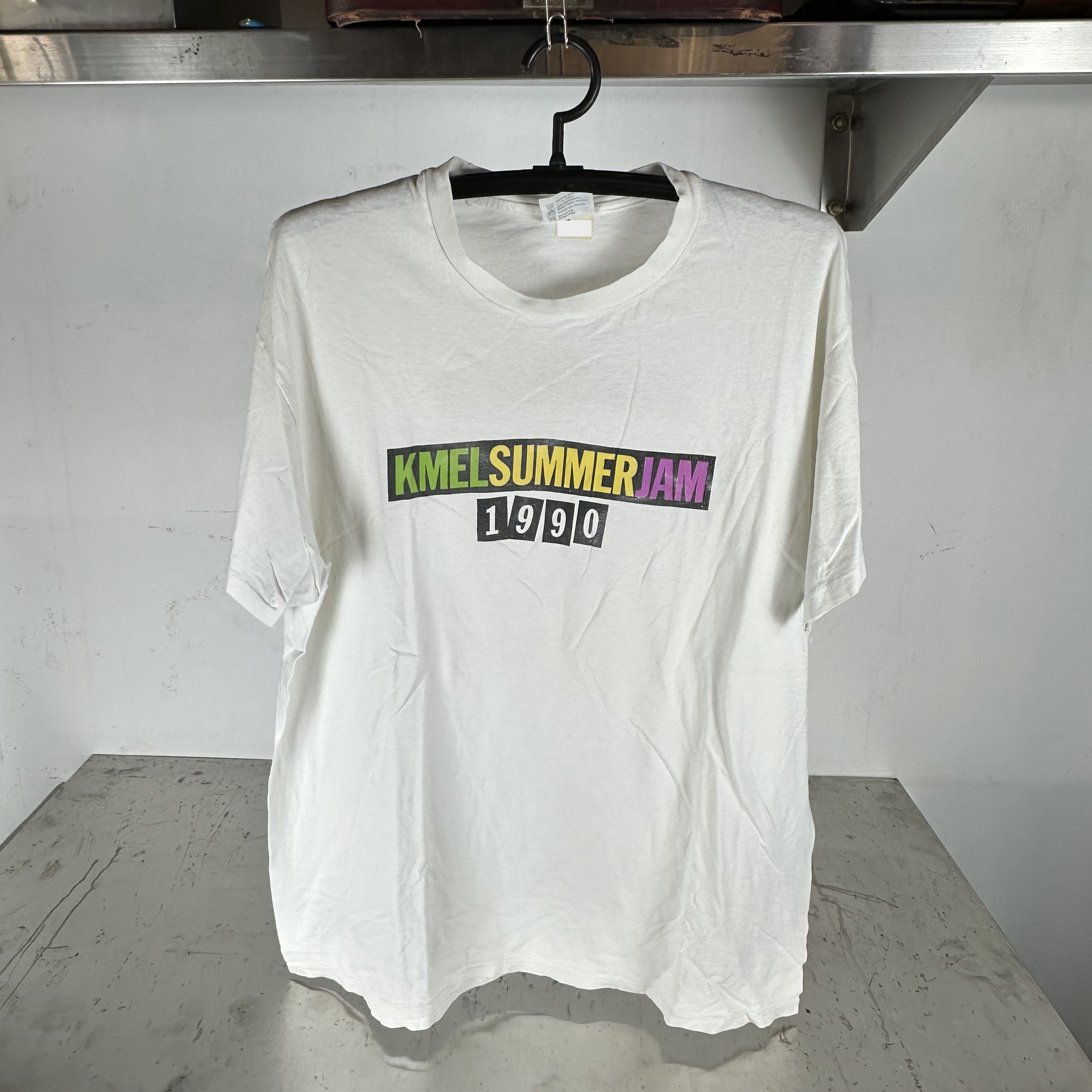 Vintage 1990 KMEL Summer Jam Can't Touch This Hip Hop Festival Tee Size US XL / EU 56 / 4 - 1 Thumbnail
