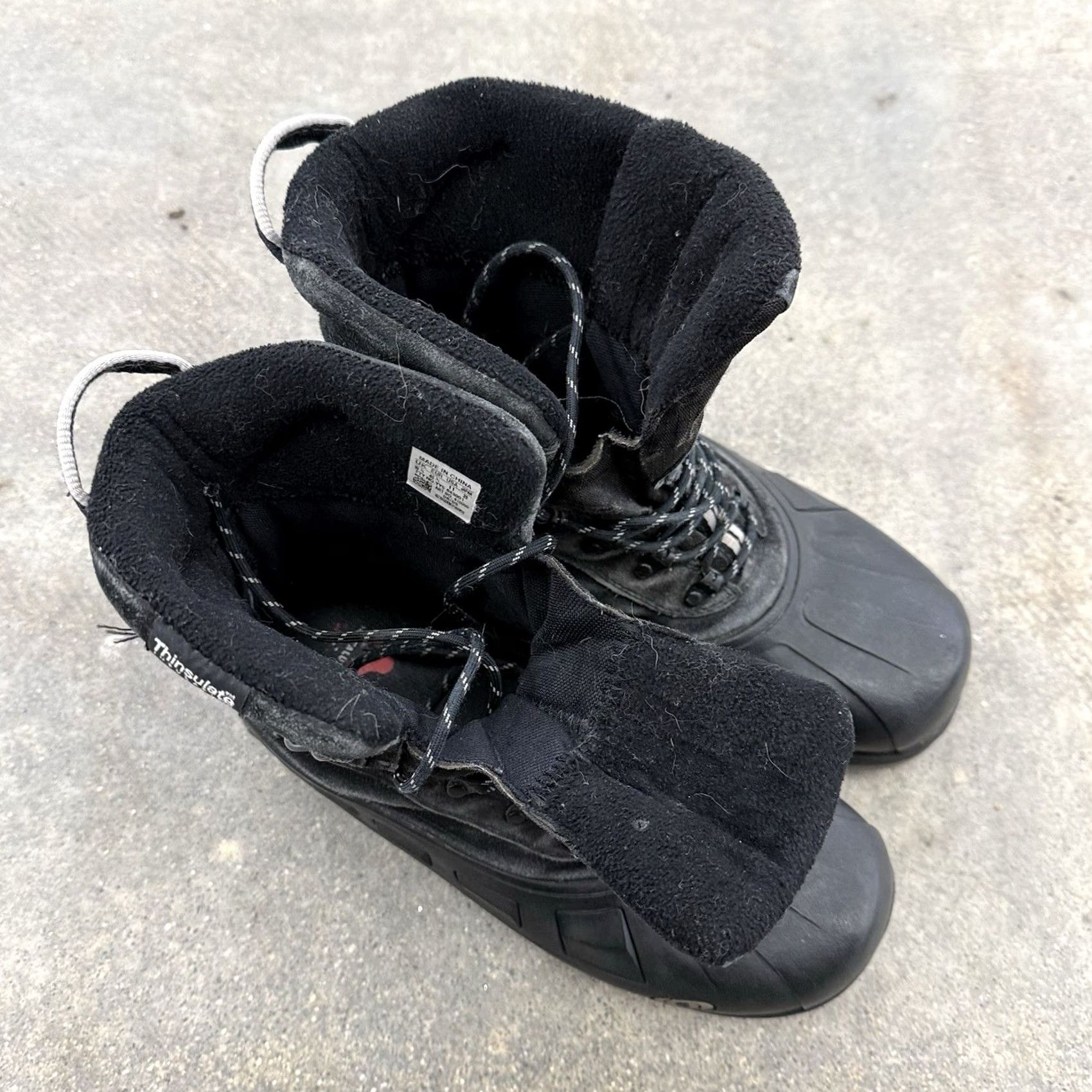 Salomon VINTAGE SALOMON Scrambler Waterproof Boots Mens Suede/Rubber Black Lace Up US 11 Size US 11 / EU 44 - 2 Thumbnail