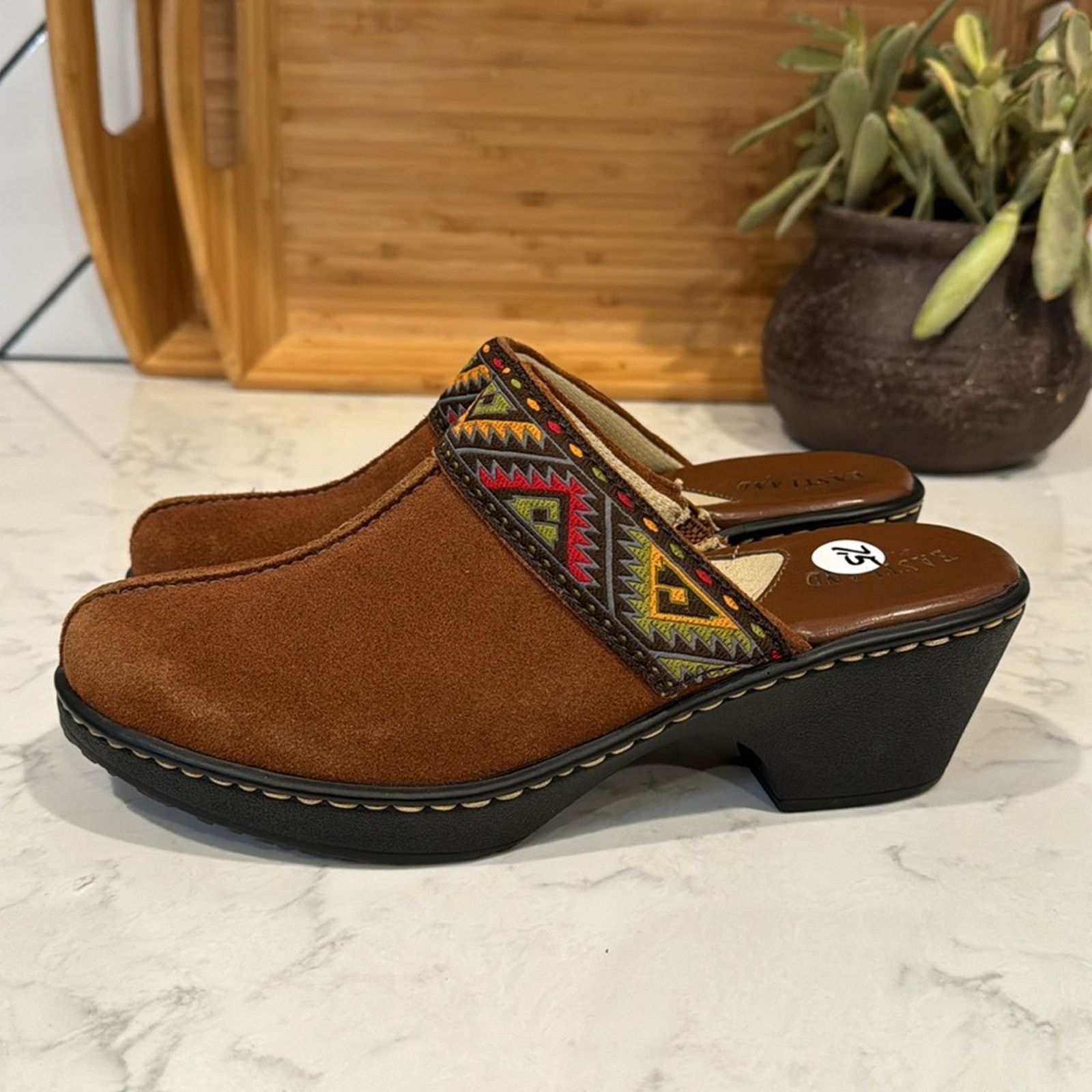 Eastland Eastland Vintage suede Clogs 90s southwestern mule size 7.5 Size US 7.5 / IT 37.5 - 4 Thumbnail