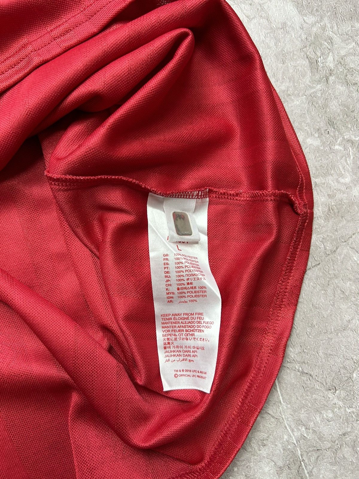 Vintage Vintage Livepool Candy Jersey Streetwear Y2k Rare Sportswear Size US L / EU 52-54 / 3 - 5 Thumbnail