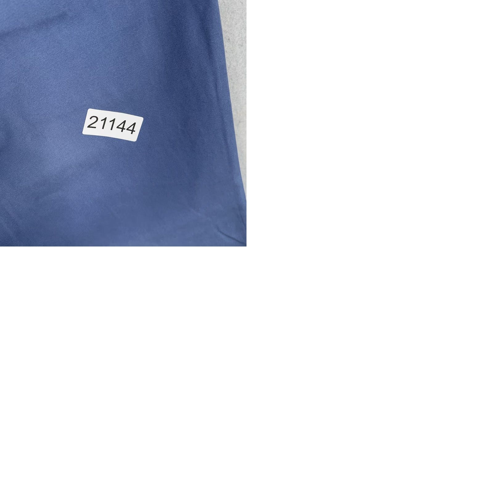 Vineyard Vines Vineyard Vines Pants Mens 30x30 Blue Chino Flat Front Casual Preppy Golf Slacks Mens Pants Blue Chino Flat Front Slacks Regular 30 Inseam 30 Size US 30 / EU 46 - 10 Thumbnail