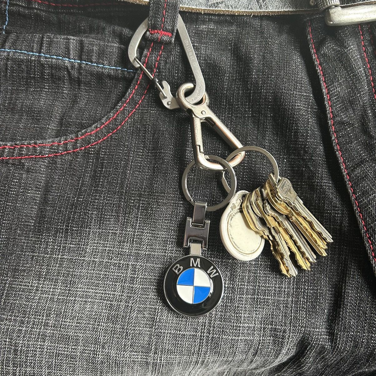 BMW × Japanese Brand Vintage Y2K 2000s style BMW emblem key fob skate keychain Size ONE SIZE - 7 Thumbnail