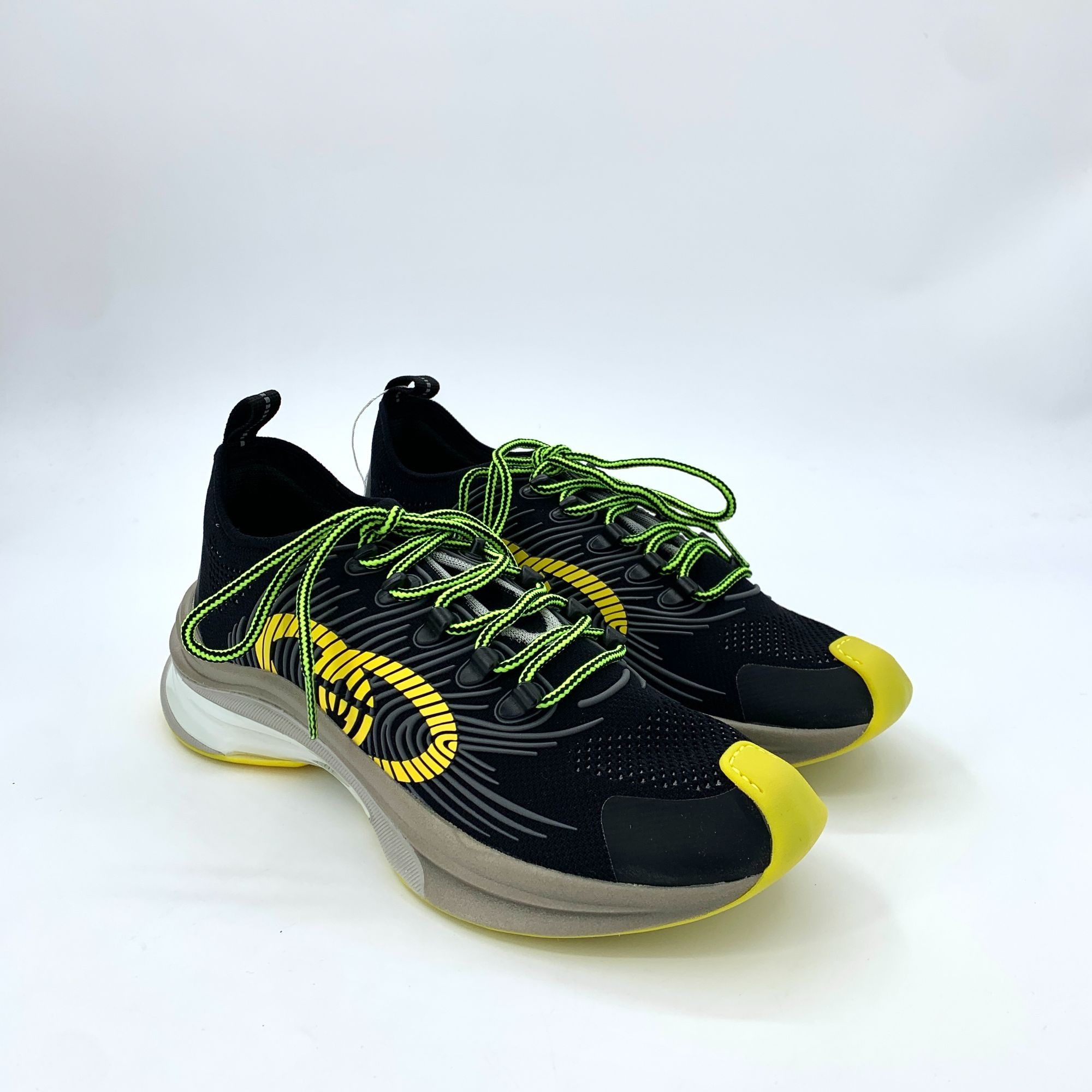 Gucci Gucci Run Black & Yellow Sneakers With Neon Green Laces Size US 9.5 / EU 42-43 - 2 Thumbnail