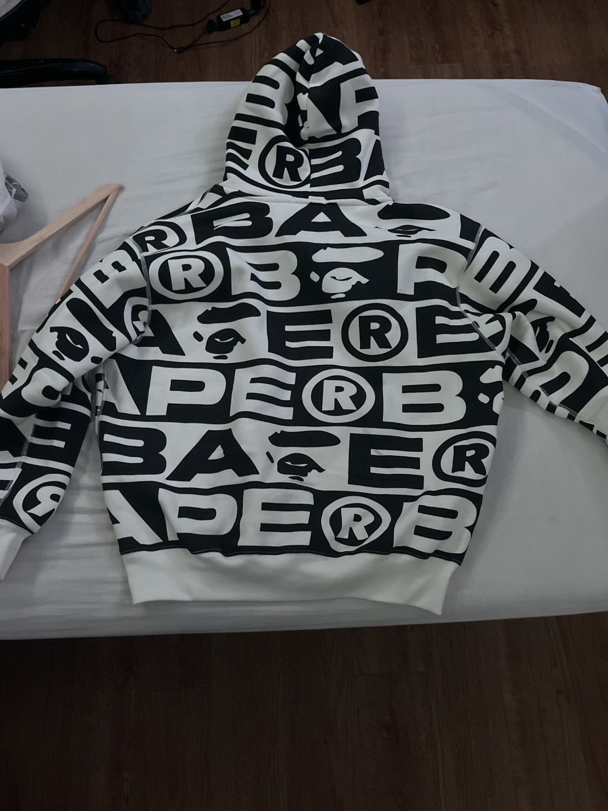 Bape BAPE Lux Sport Pattern Shark Full Zip Hoodie 'Ivory' Size US M / EU 48-50 / 2 - 2 Thumbnail