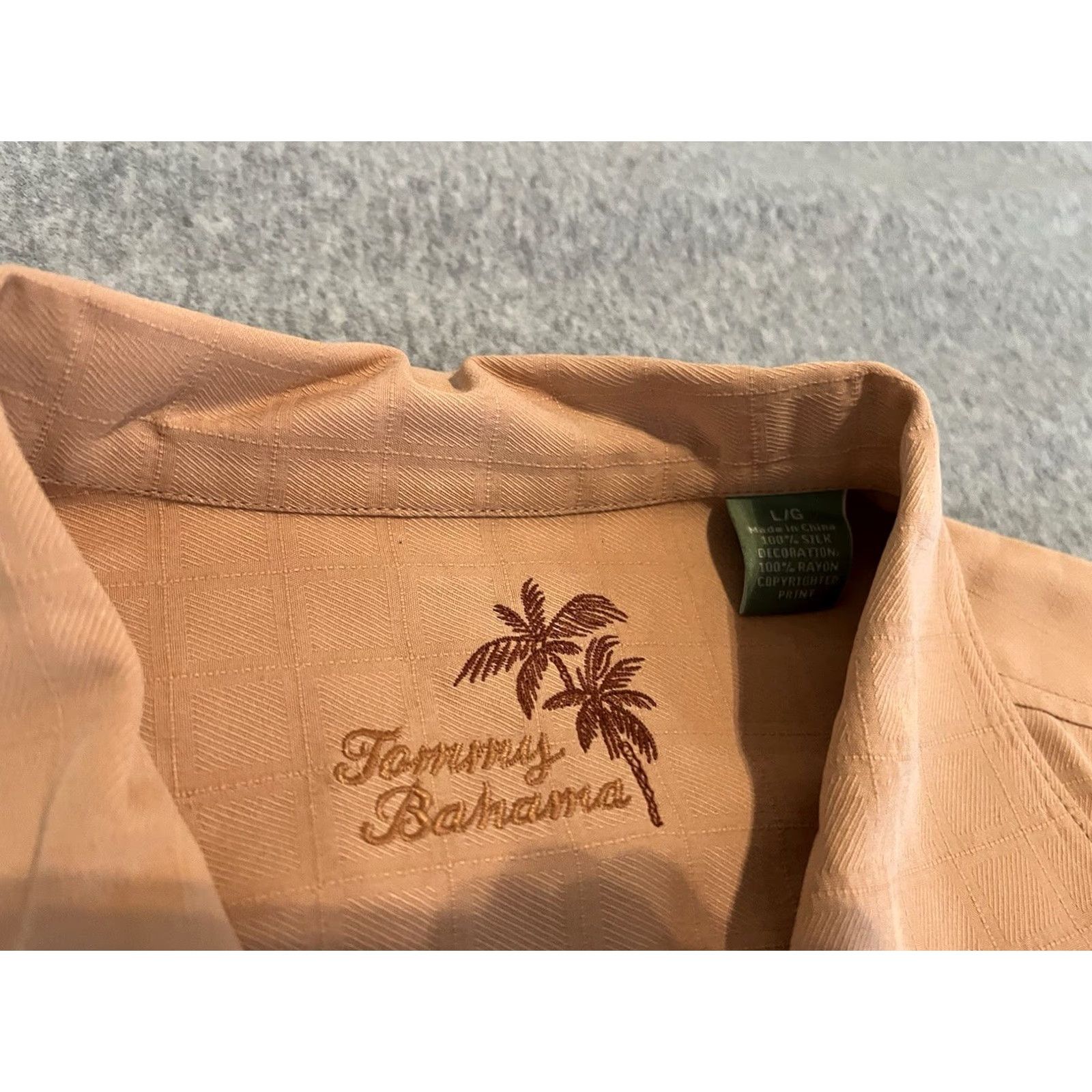 Tommy Bahama Tommy Bahama Silk Embroidered Shirt Parrot Golf Martini Mens Large Size US L / EU 52-54 / 3 - 4 Thumbnail