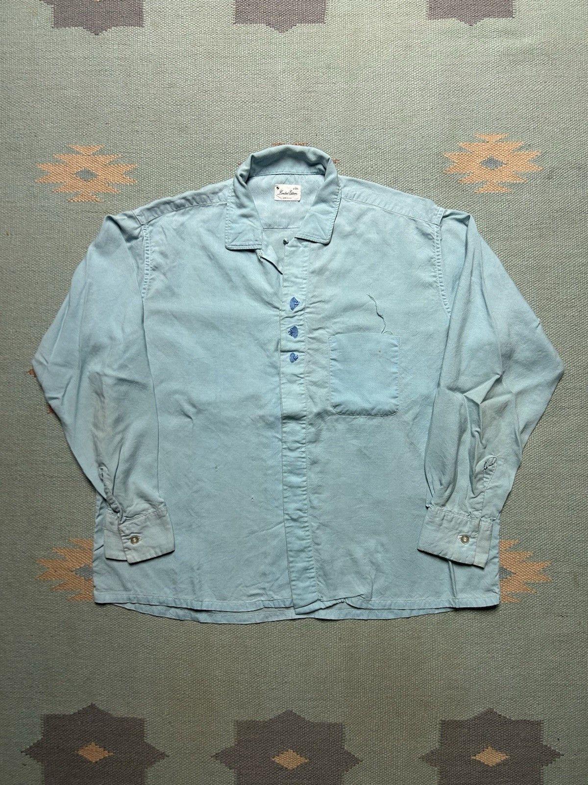 Vintage Vtg 1950s button shirt loop collar rayon light blue large Size US L / EU 52-54 / 3 - 1 Thumbnail