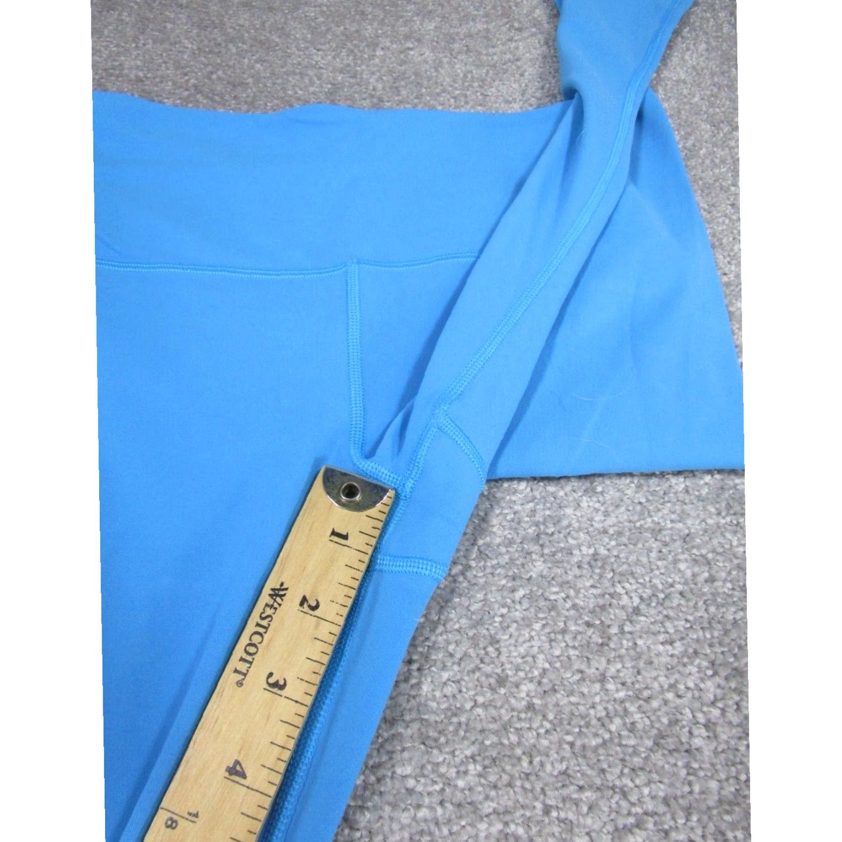 Athleta Athleta Womens Xs Extra Large Ultra High Rise Elation Capri Leggings Light Blue Size 26" / US 2 / IT 38 - 3 Thumbnail