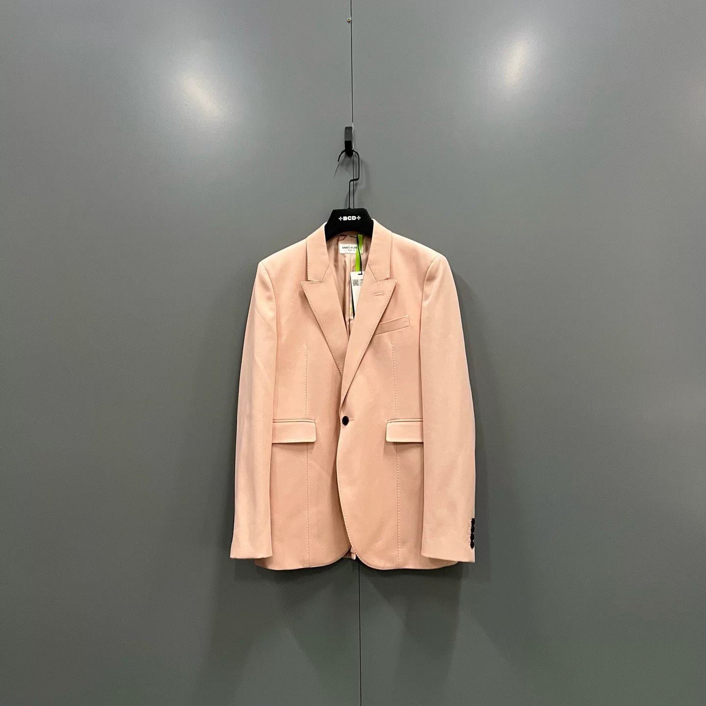 Saint Laurent Paris Saint Laurent Light Pink Structured Blazer Size US S / EU 44-46 / 1 - 1 Thumbnail
