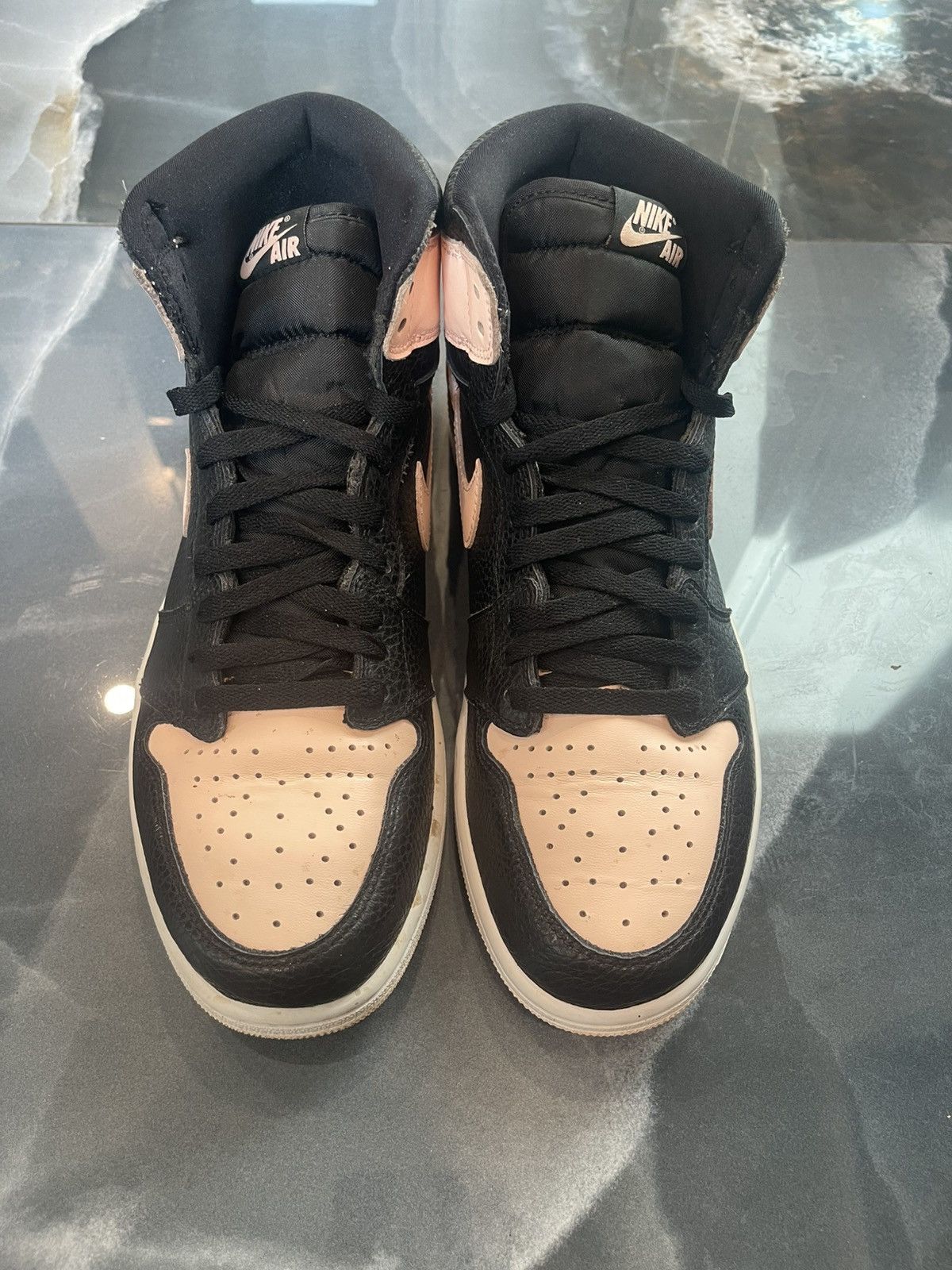 Jordan Brand Jordan 1 Crimson Tint 11 Size US 11 / EU 44 - 2 Thumbnail