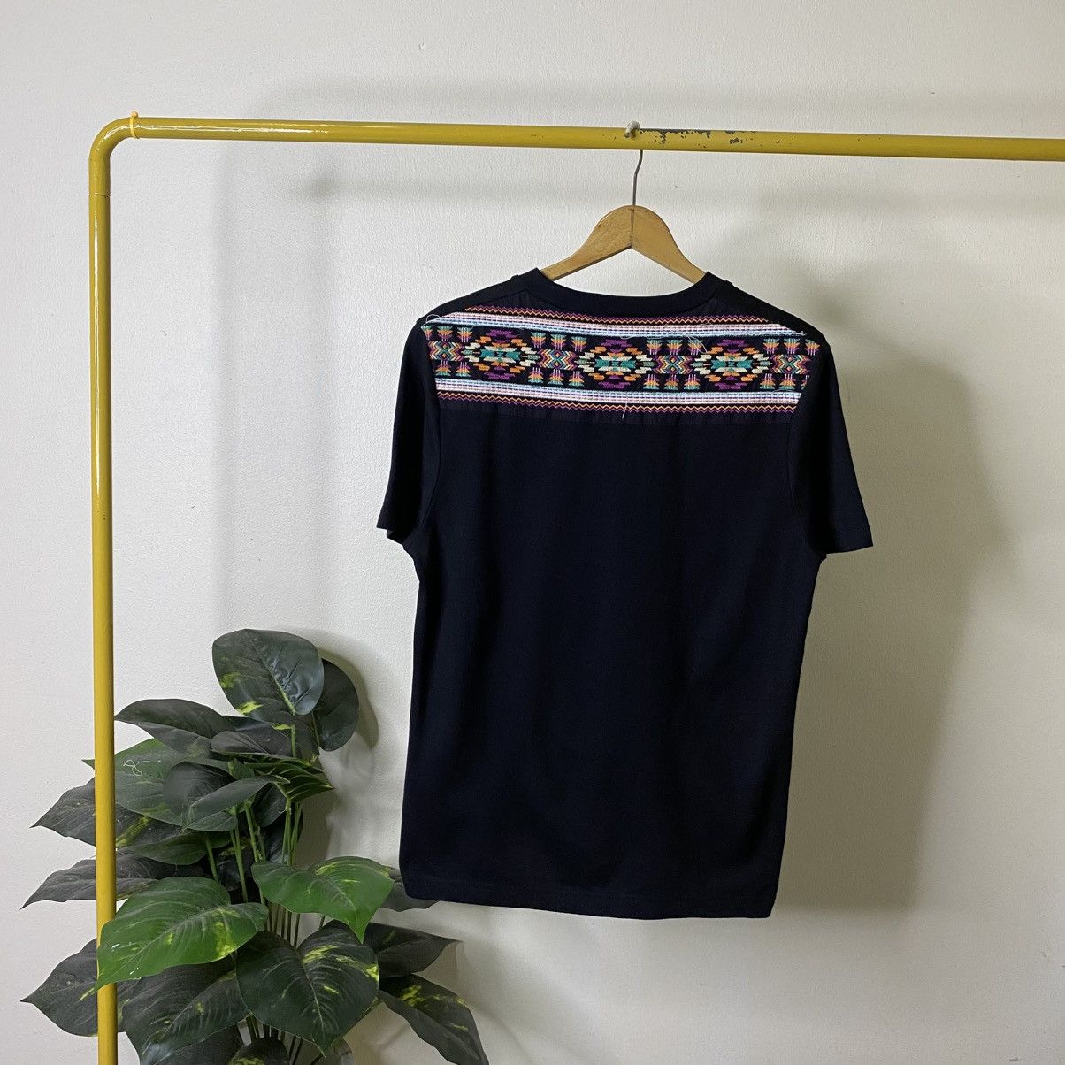 Japanese Brand Titicaca Embroidery Navajo Native Motive T Shirt Size US M / EU 48-50 / 2 - 1 Thumbnail