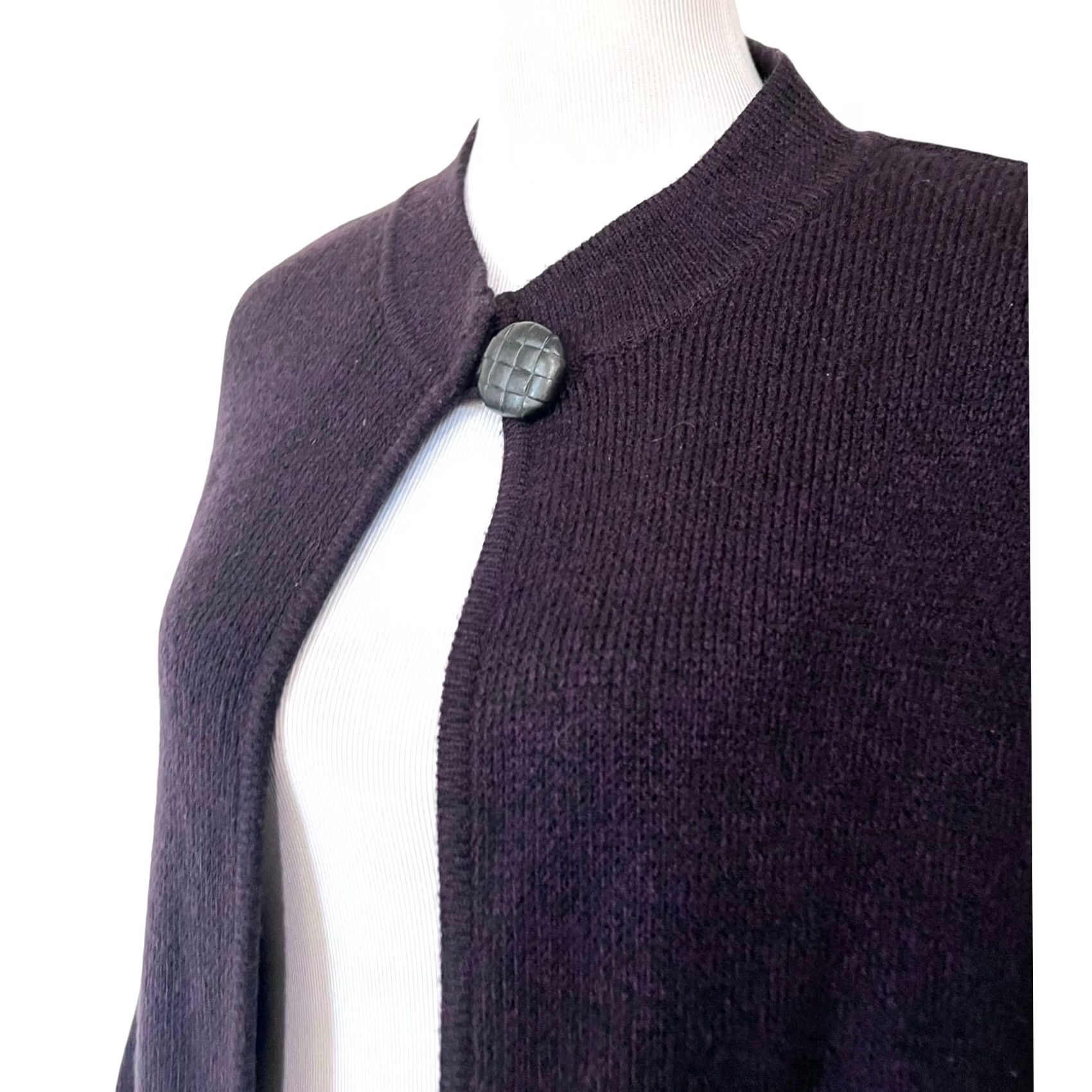 Vintage Tally Ho Womens Knit Cape Poncho Cape Open Front Cardigan Pockets Dark Purple 2X Knit Sweater Size XXL / US 16-18 / IT 52-54 - 4 Thumbnail